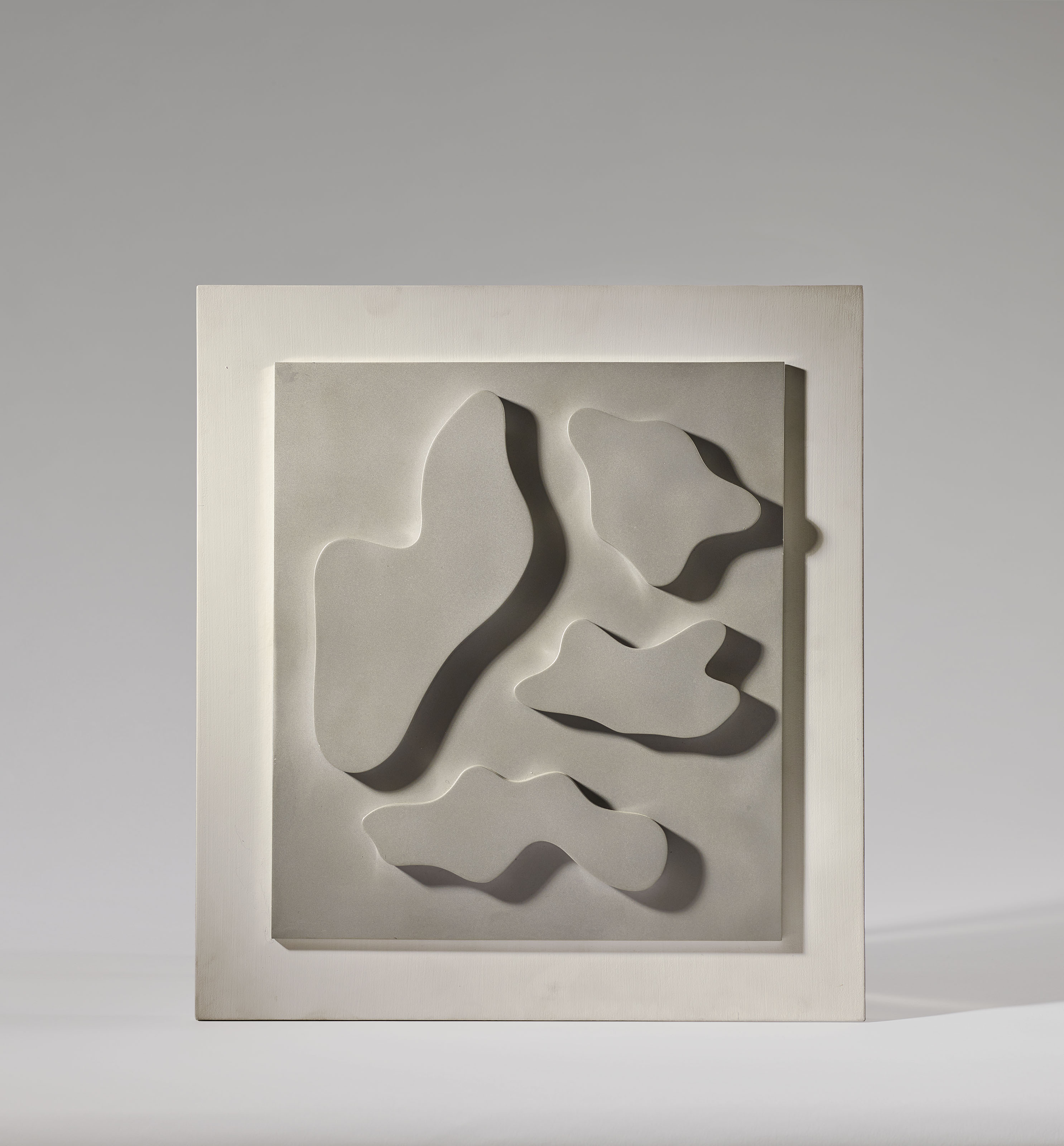 Hans Arp Reliefs アート・デザイン・音楽 Hans Arp: Die Reliefs