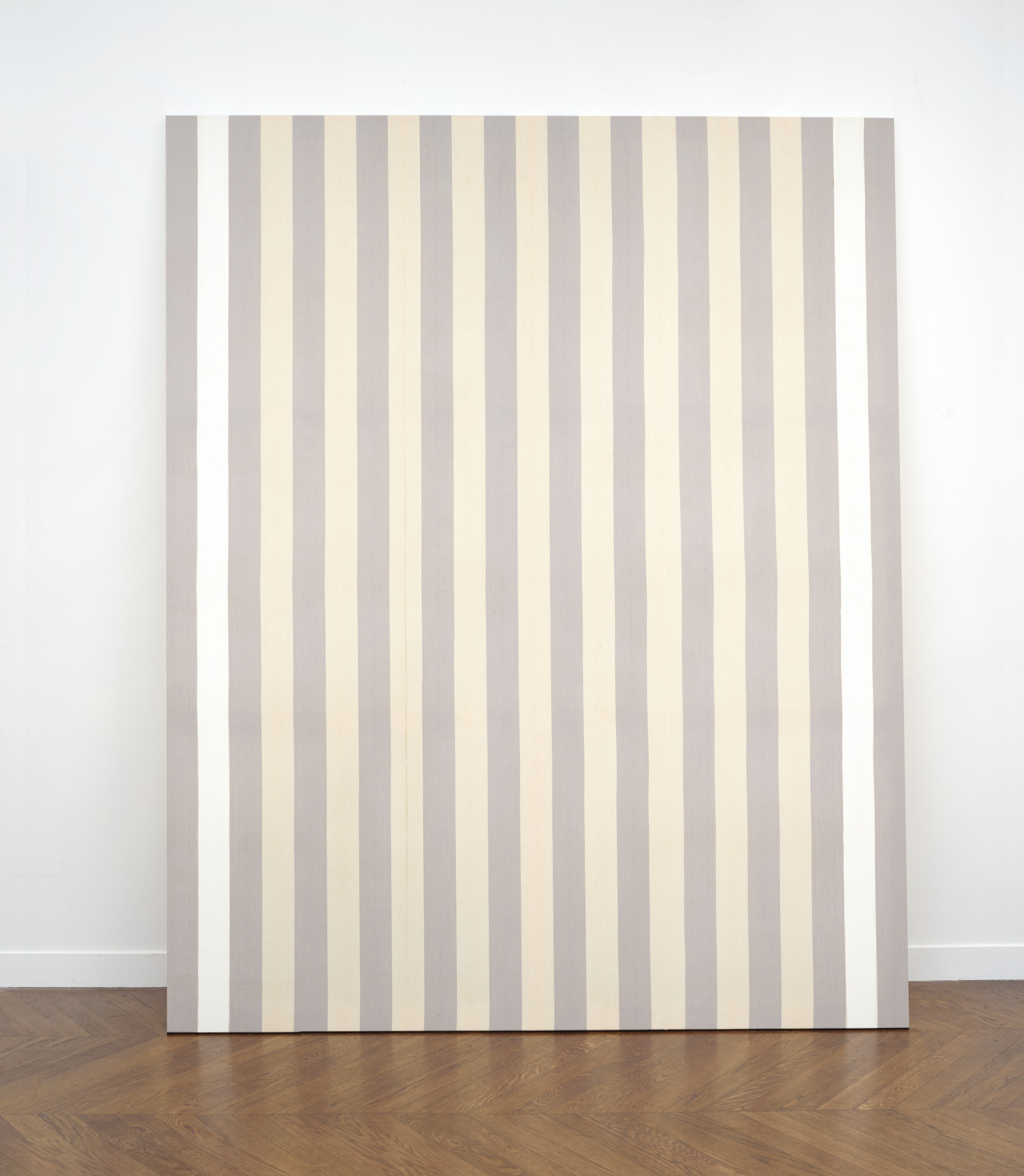 Daniel Buren B 1938 Peinture Acrylique Blanche Sur Tissu Raye Blanc Et Gris Clair 1960s Paintings Christie S