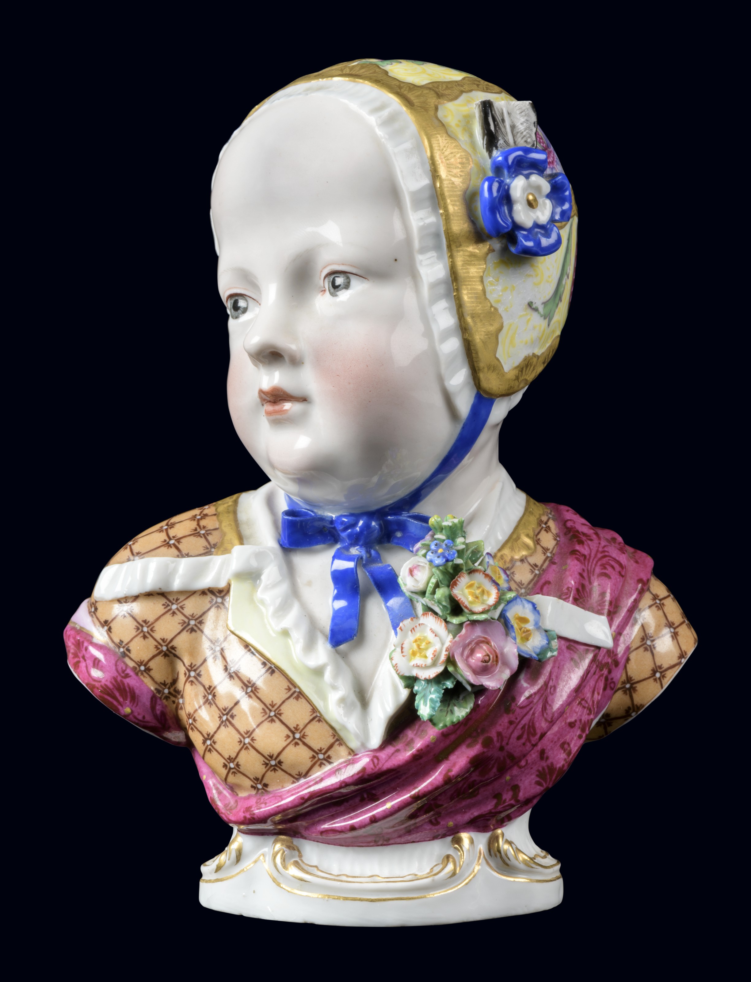 THREE MEISSEN PORCELAIN BUSTS OF THE BOURBON CHILDREN, LATE 19TH 