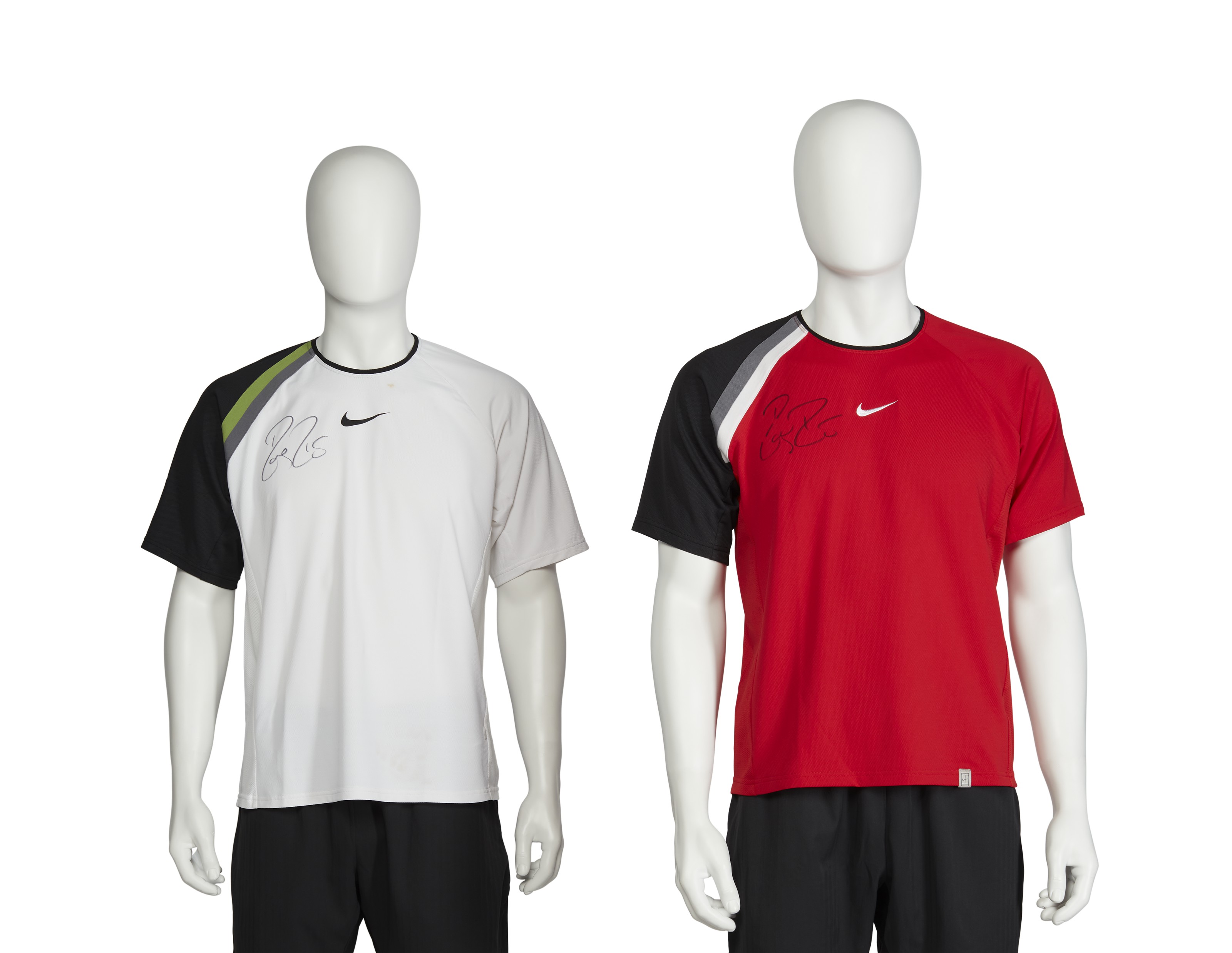 ROGER FEDERER'S TOURNAMENT SHIRT, AUSTRALIAN OPEN, 2005