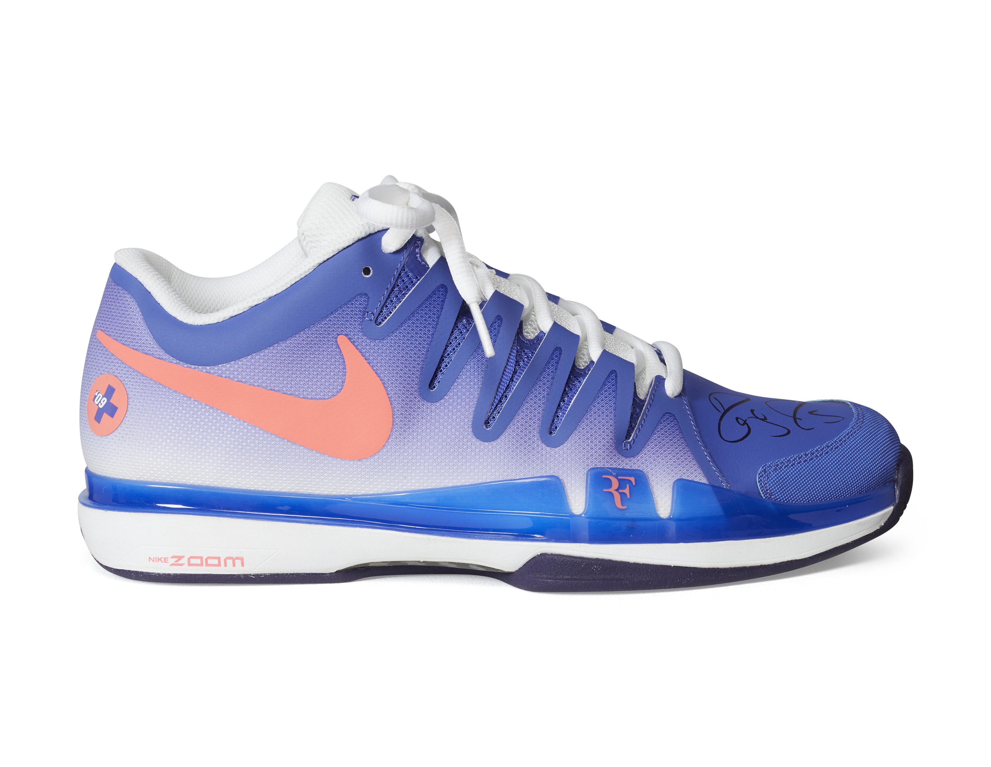 ROGER FEDERER'S TOURNAMENT SNEAKERS, FRENCH OPEN, 2015 | Christie’s