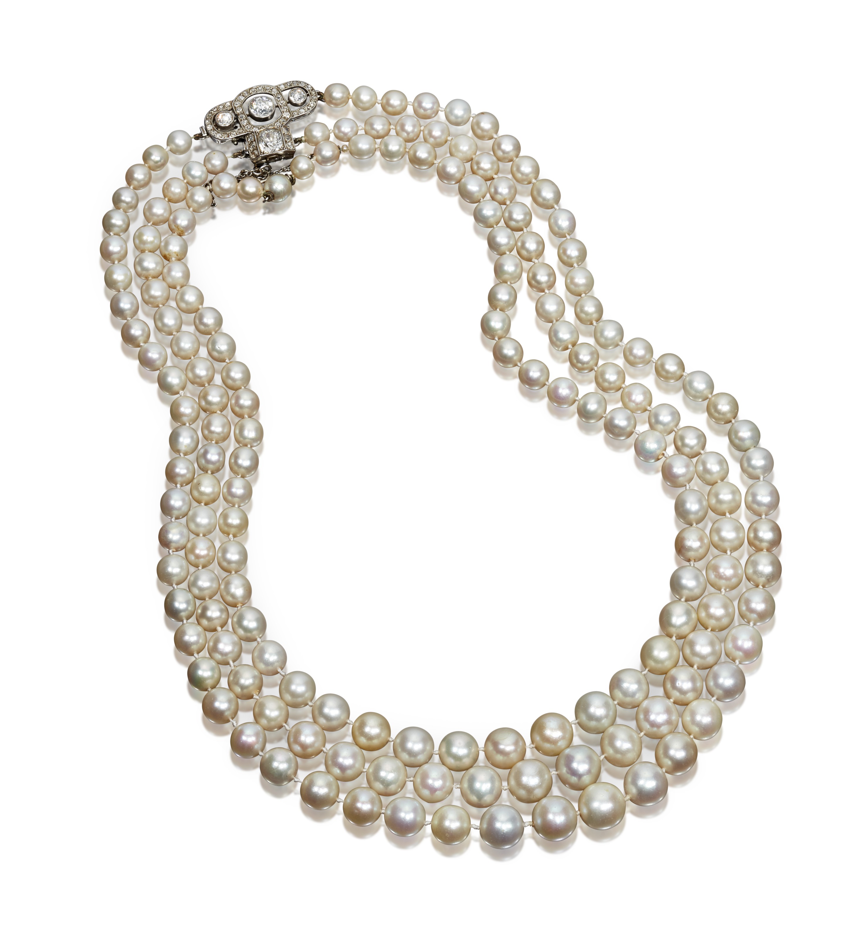 Pearl and diamond pendant necklace