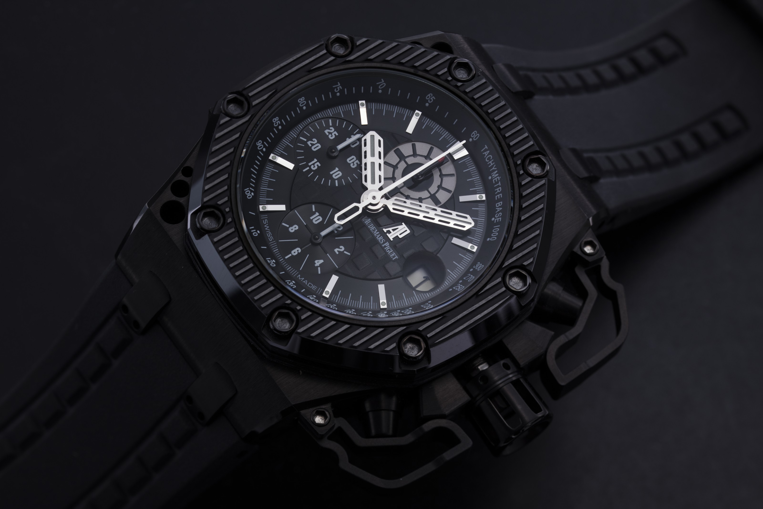 AUDEMARS PIGUET LIMITED EDITION TITANIUM AND CERAMIC ROYAL OAK OFFSHORE SURVIVOR NO. 0215 1000 CASE NO. G 46 180 Christie s