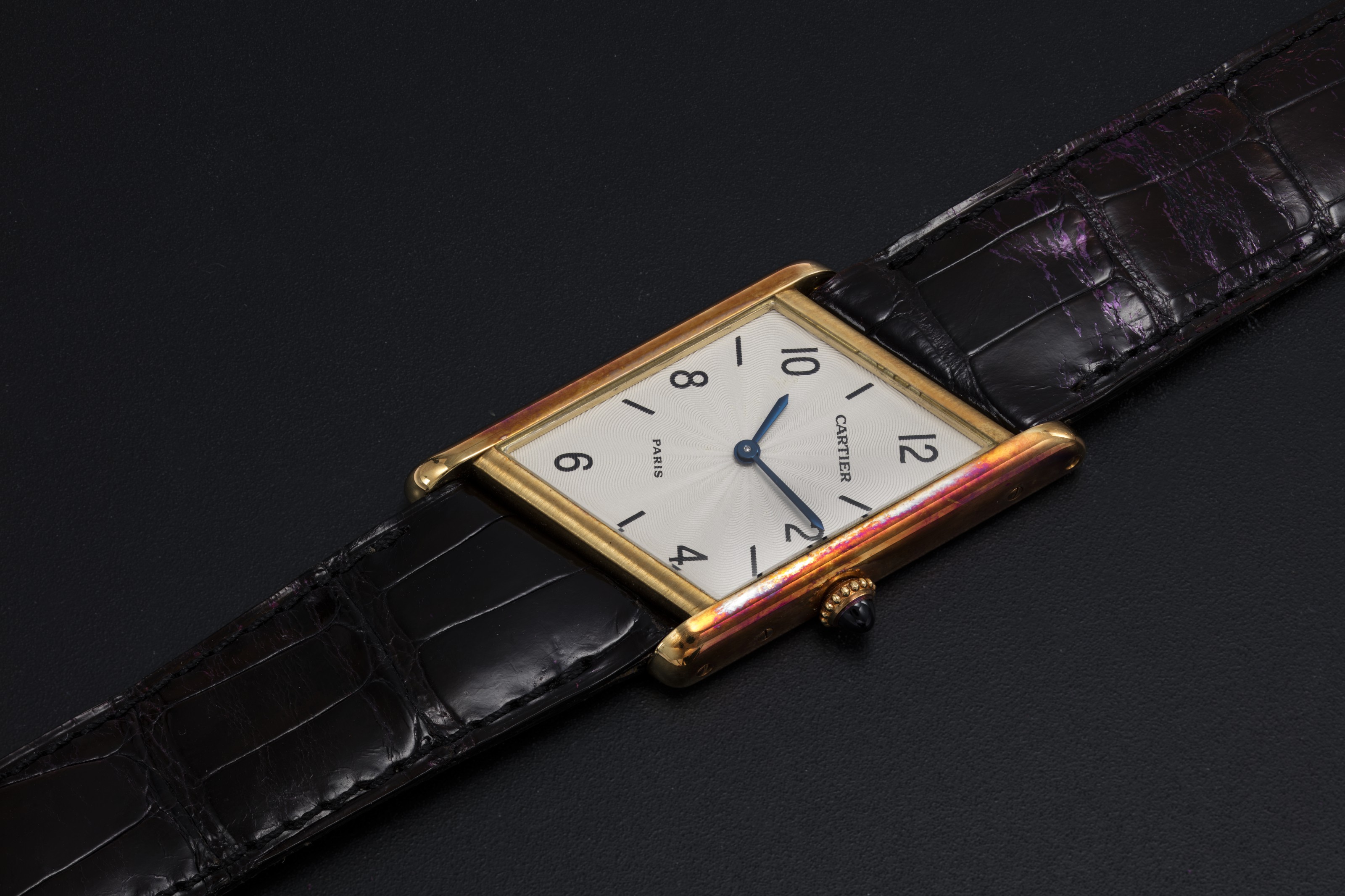 Cartier tank hotsell a guichet price
