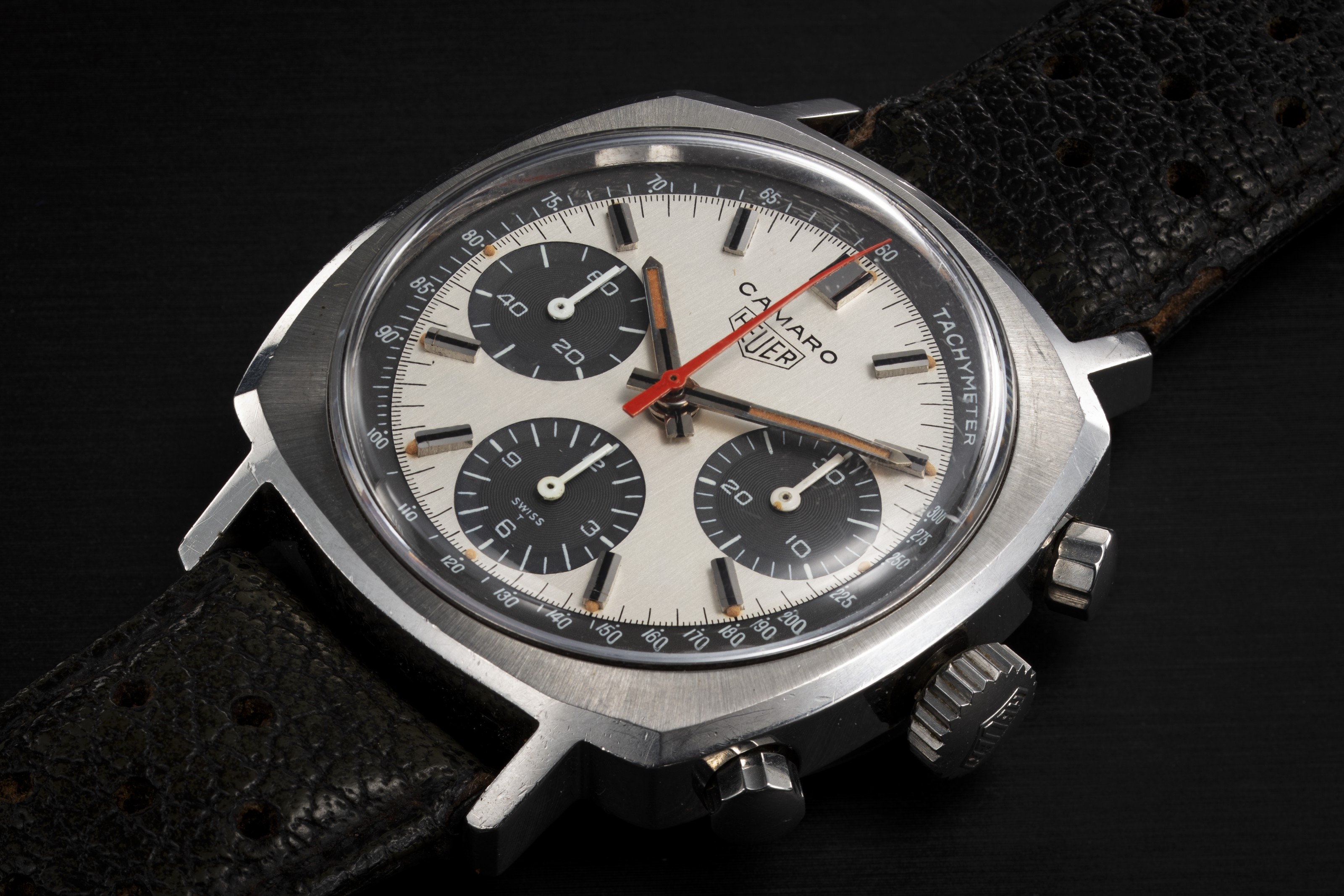 HEUER CAMARO, 7220 T, A STEEL MANUAL-WINDING CHRONOGRAPH