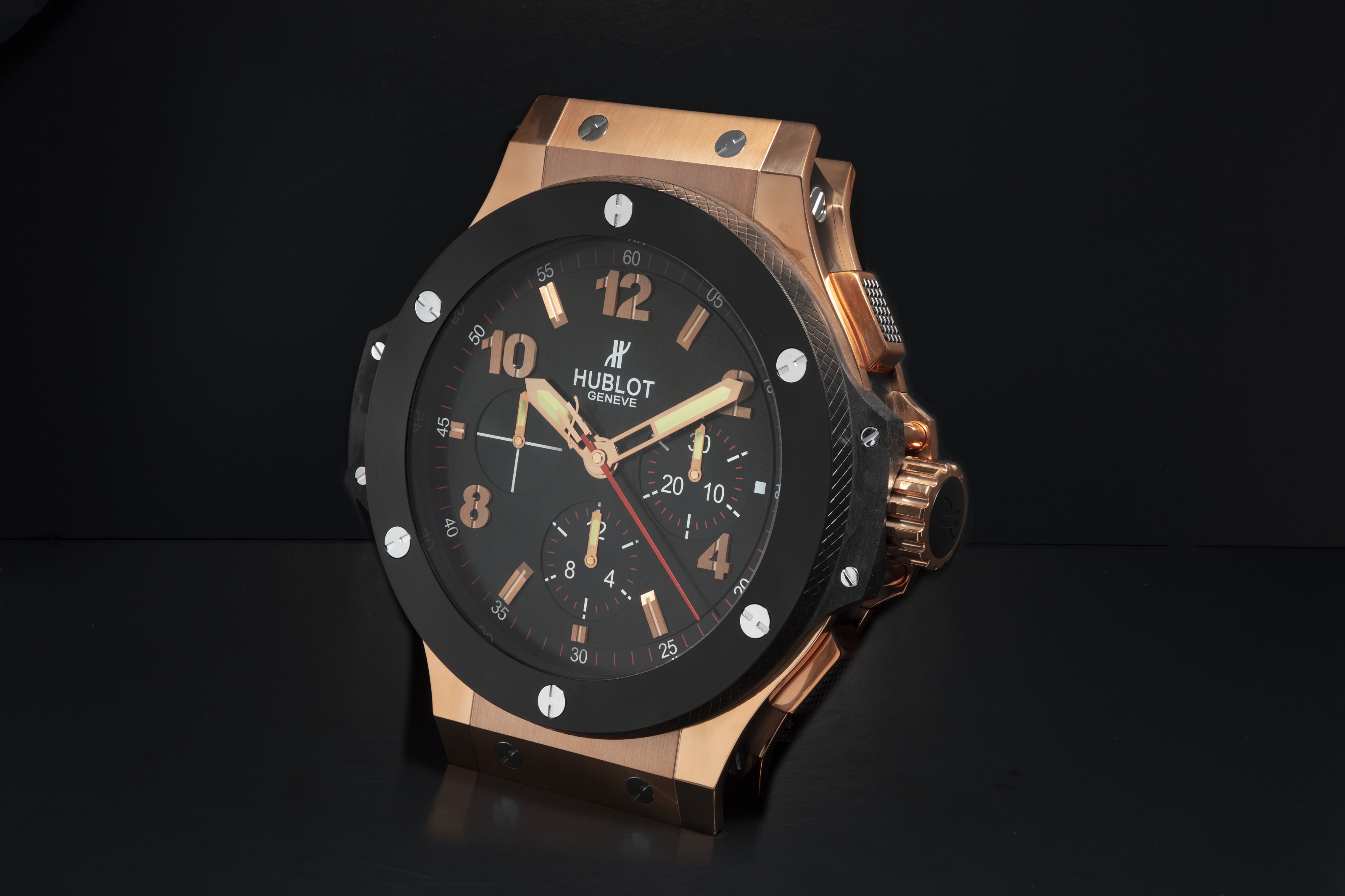 Hublot wall clock shop