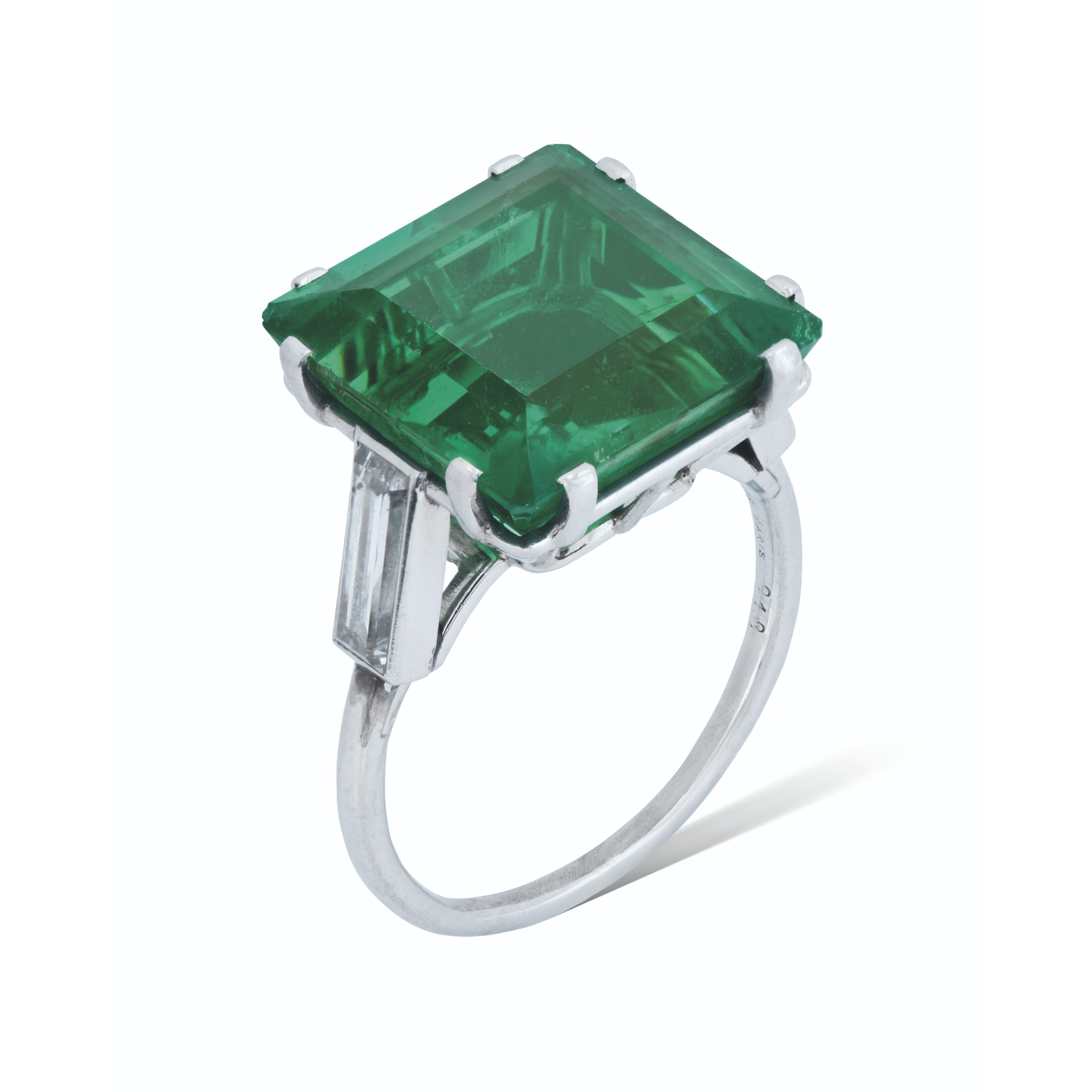 Cartier emerald deals ring