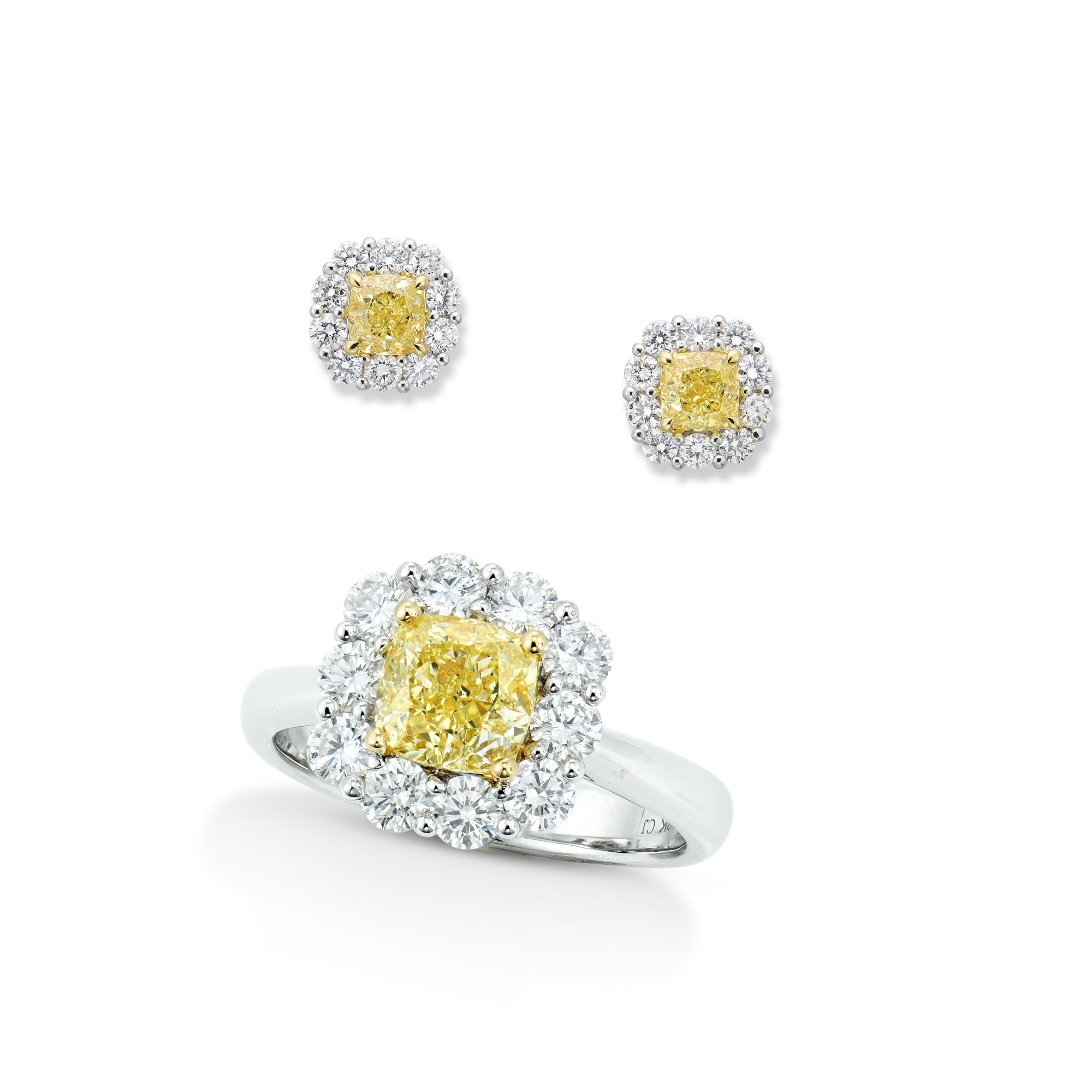 COLOURED DIAMOND AND DIAMOND JEWELLERY SET WITH GIA REPORTS, Christie’s