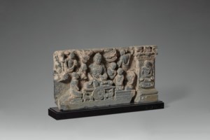 A GRAY SCHIST RELIEF DEPICTING THE BUDDHA'S FIRST SERMON, ANCIENT ...