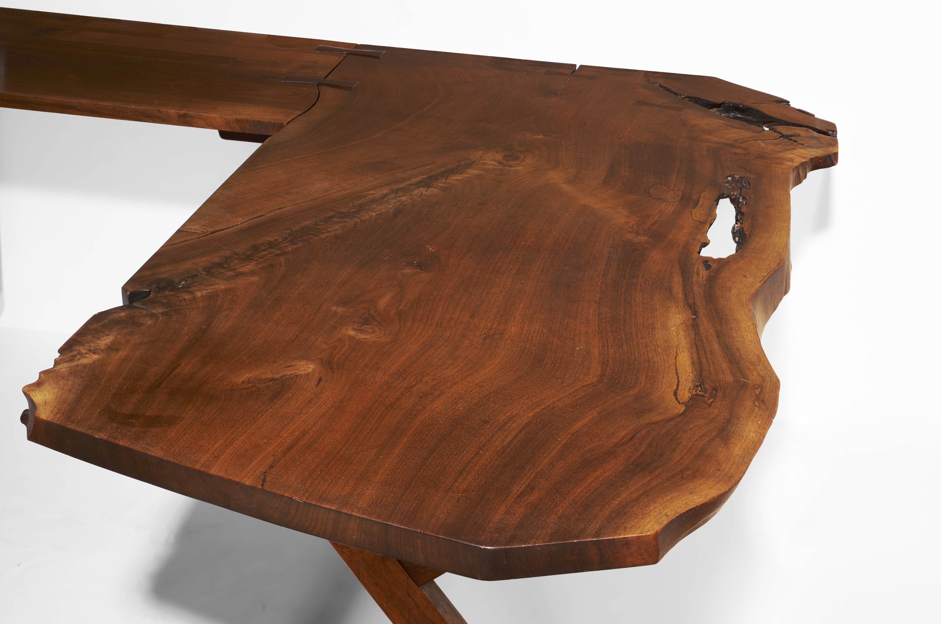 GEORGE NAKASHIMA (1905-1990), Rare 'Conoid' Desk, 1968 | Christie's