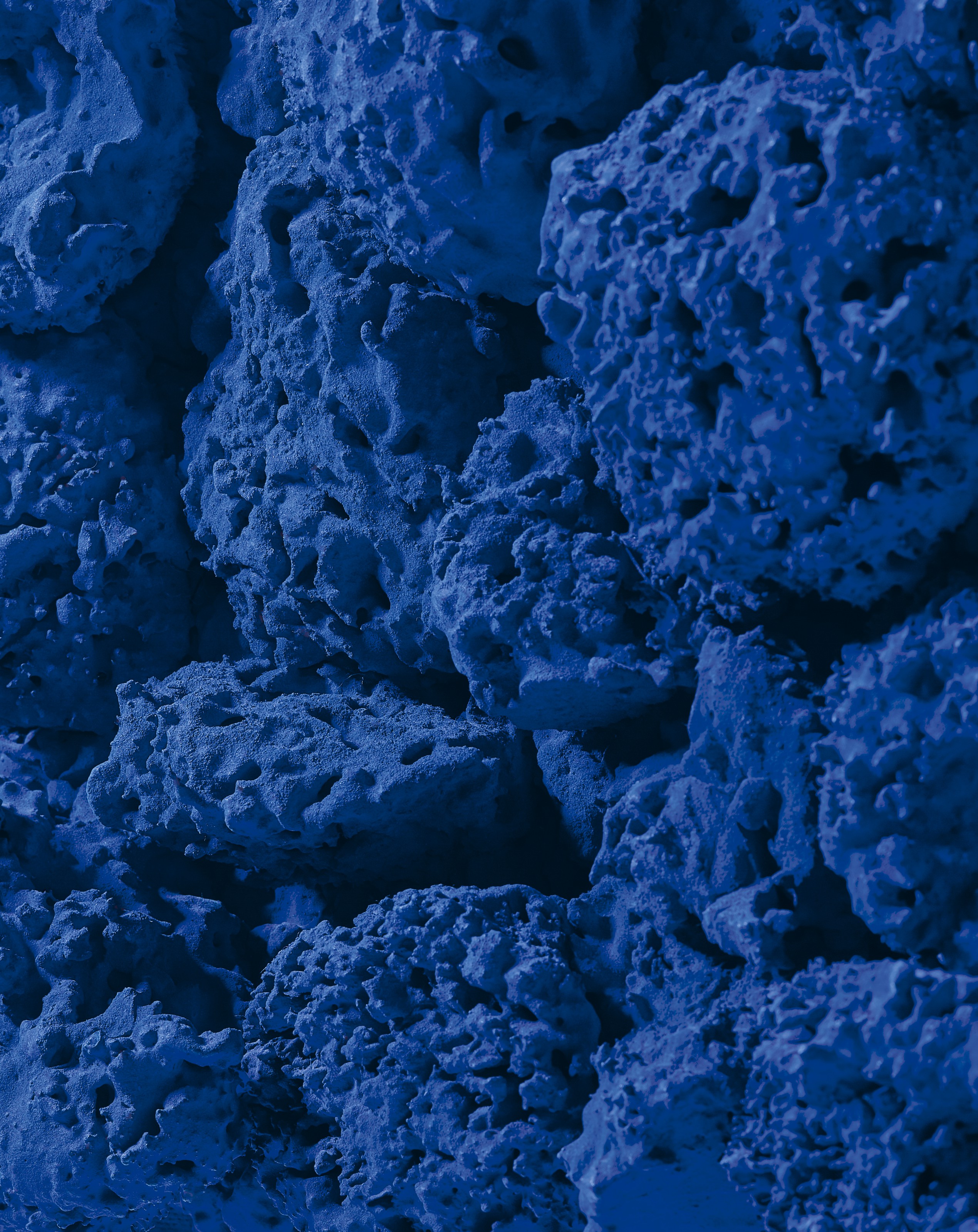 Yves Klein (1928-1962), Relief Éponge bleu sans titre (RE 37