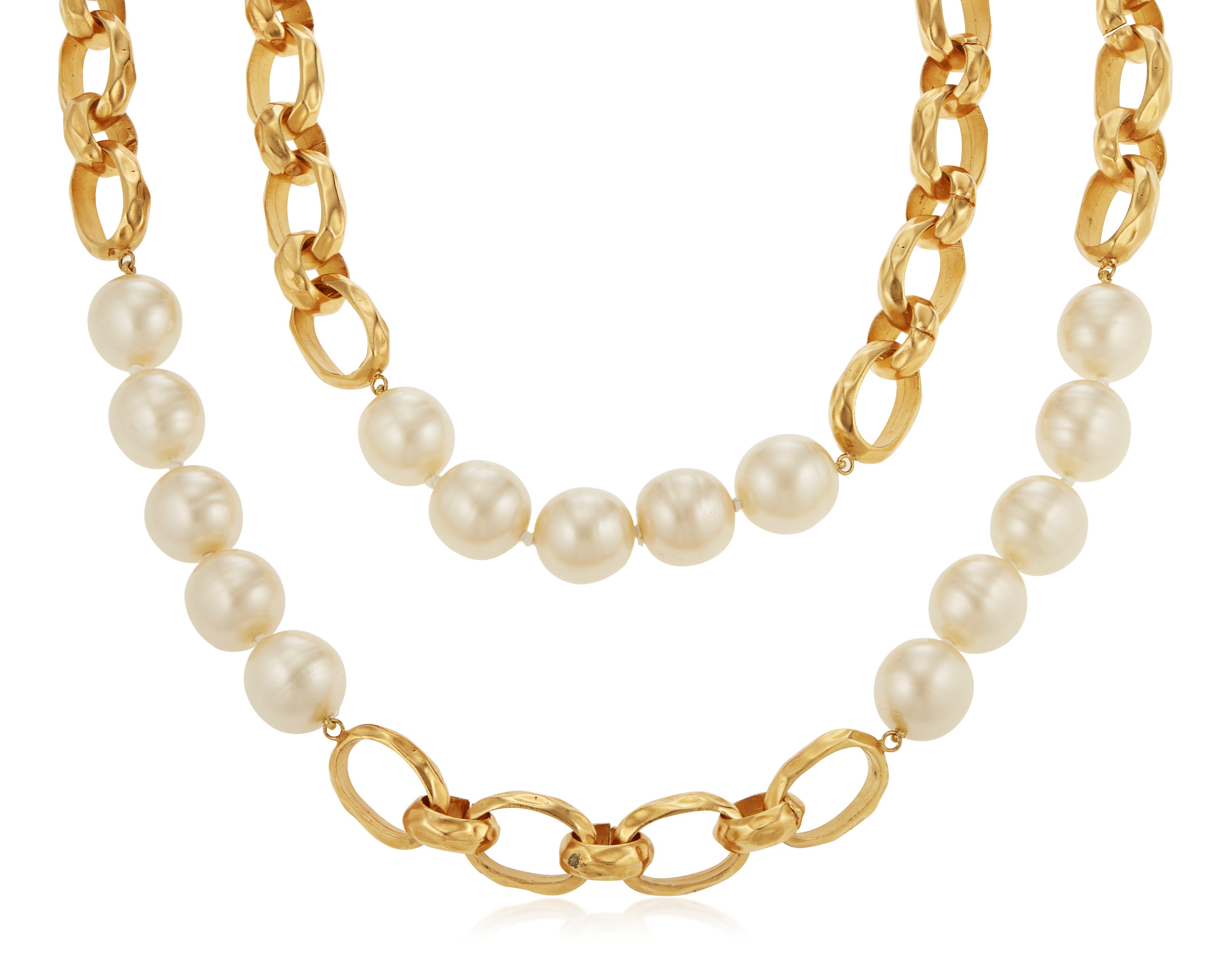 IMPORTANT UNSIGNED CHANEL OVERSIZED FAUX PEARL AND CHAIN NECKLACE Christie s