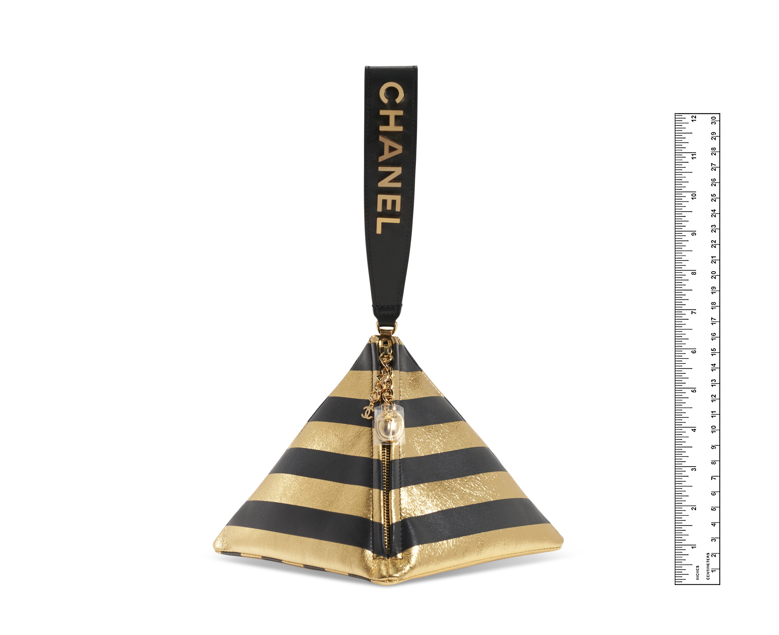 A M TIERS D ART RUNWAY KHEOPS PYRAMID BAG CHANEL 2019 Christie s