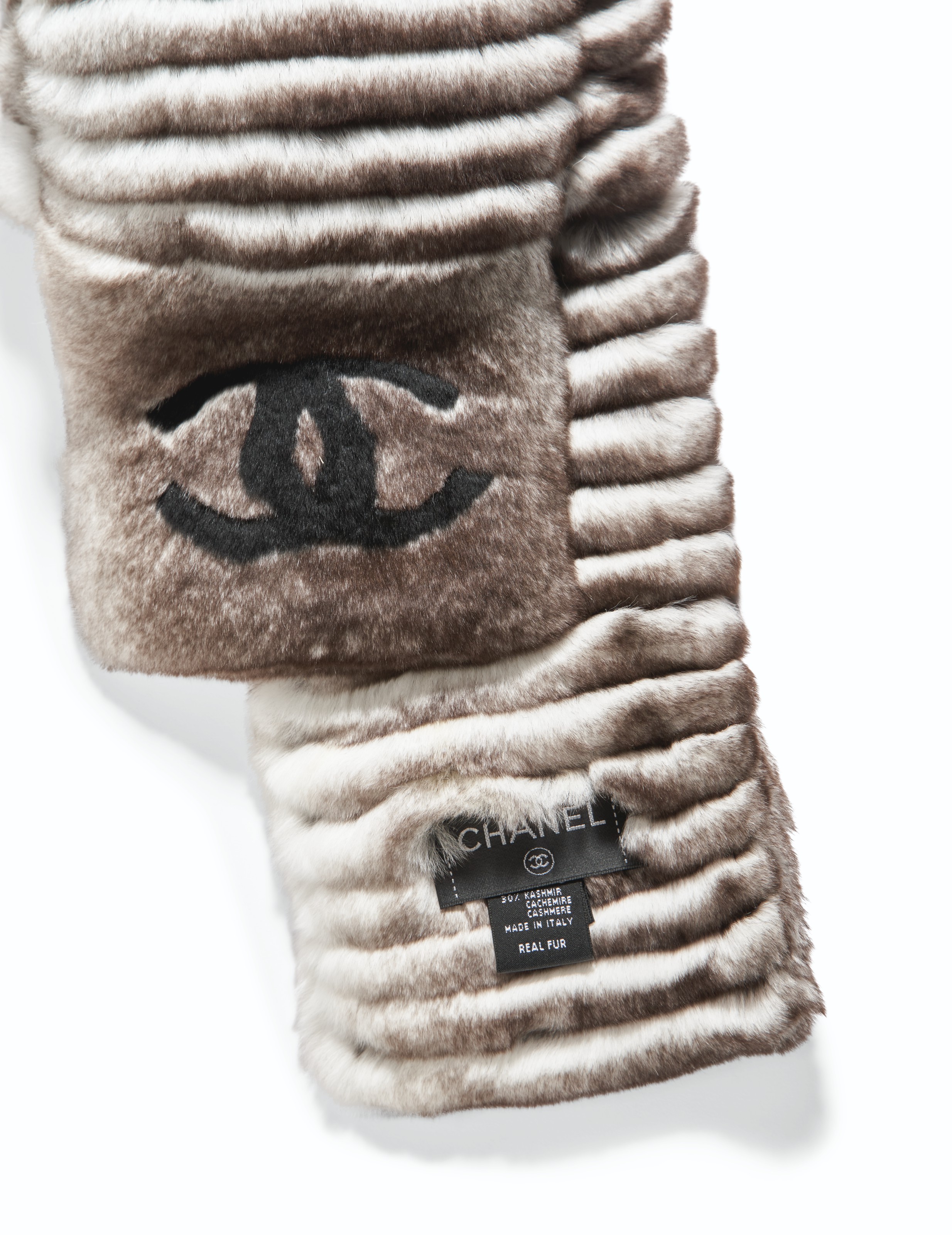 Chanel scarf fur online