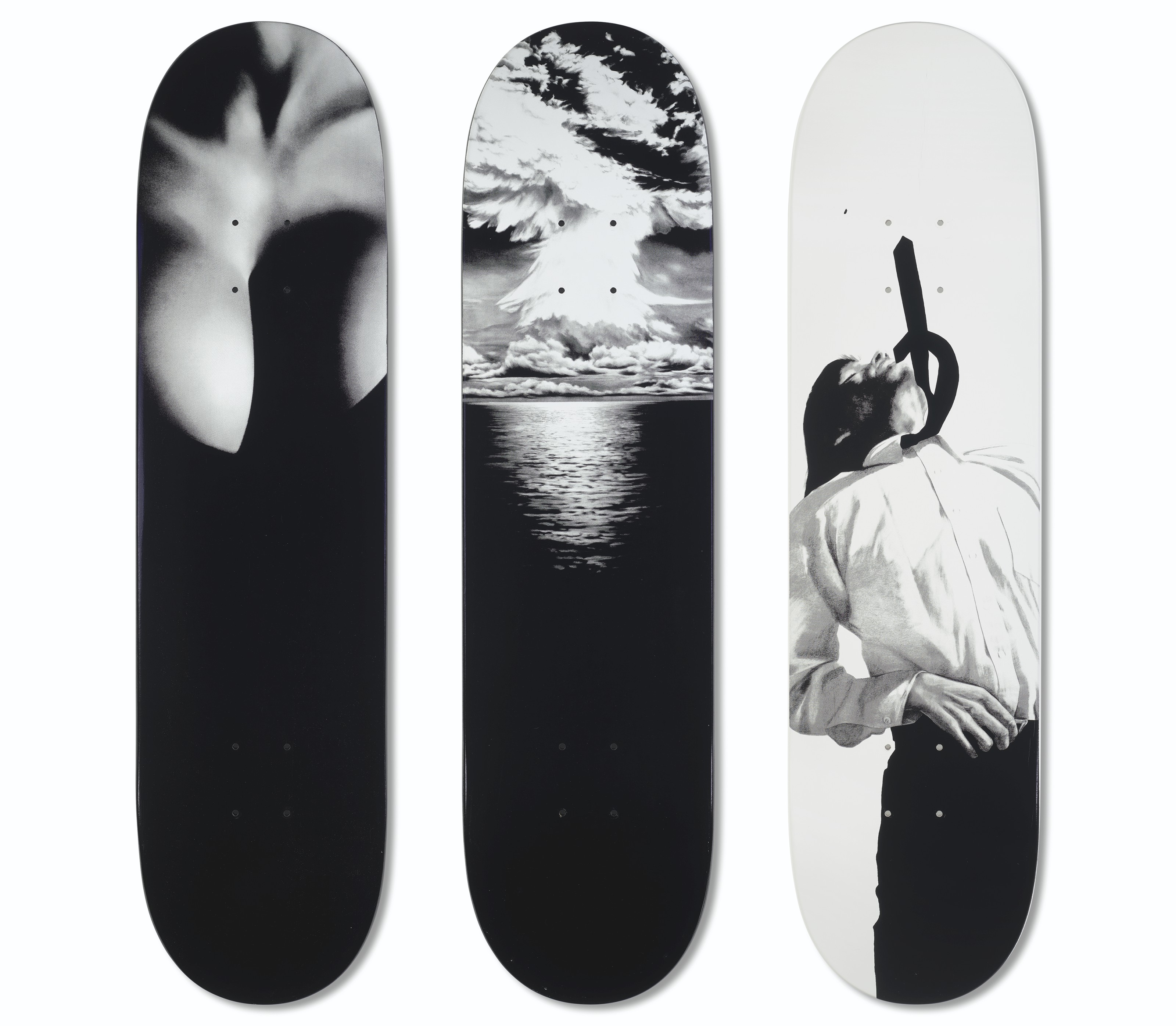 Supreme × Robert Longo “Men in Cities” ?height=334&quality=85& スケートボード