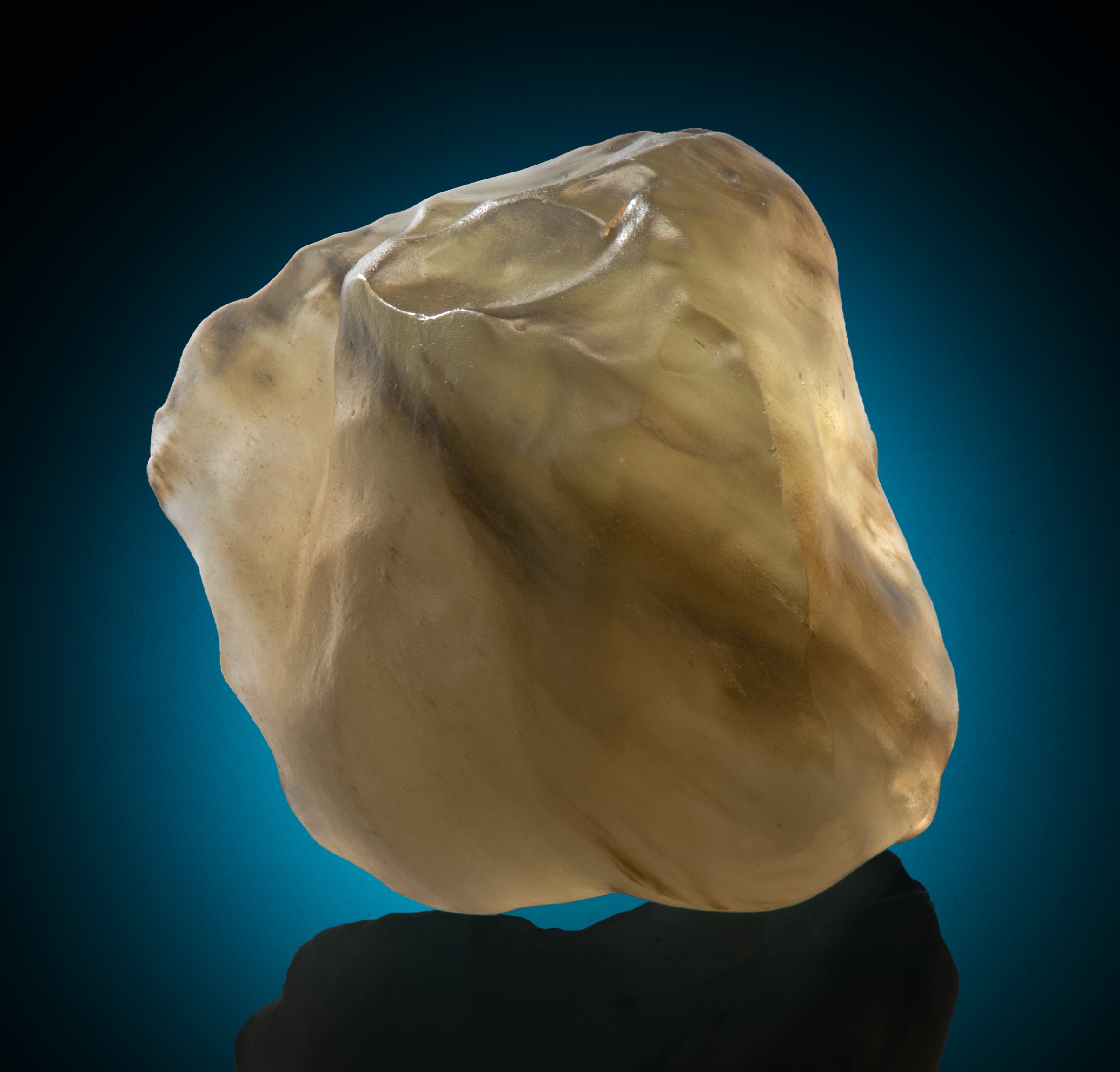 Desert Glass From An Asteroid Impact On Earth Impact Glass Sahara Desert Christie S