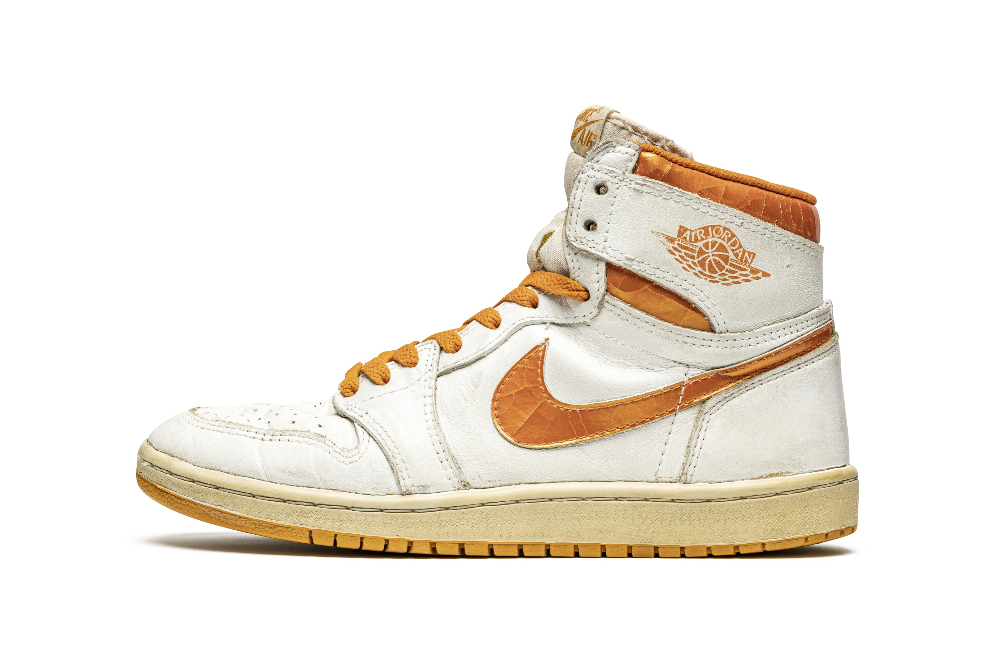 Jordan 1 clearance metallic orange