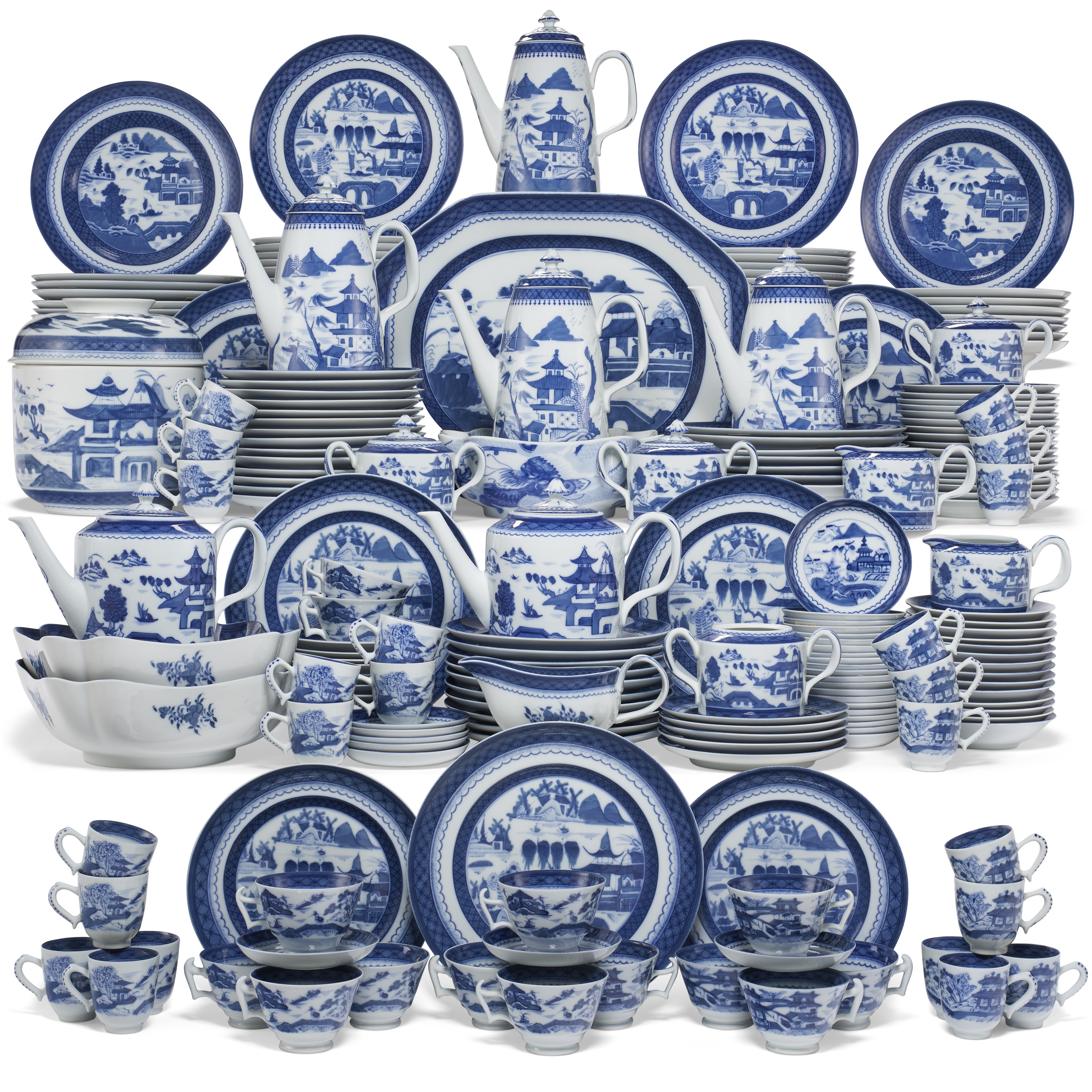 A MOTTAHEDEH (VISTA ALEGRE) BLUE AND WHITE PORCELAIN PART DINNER 