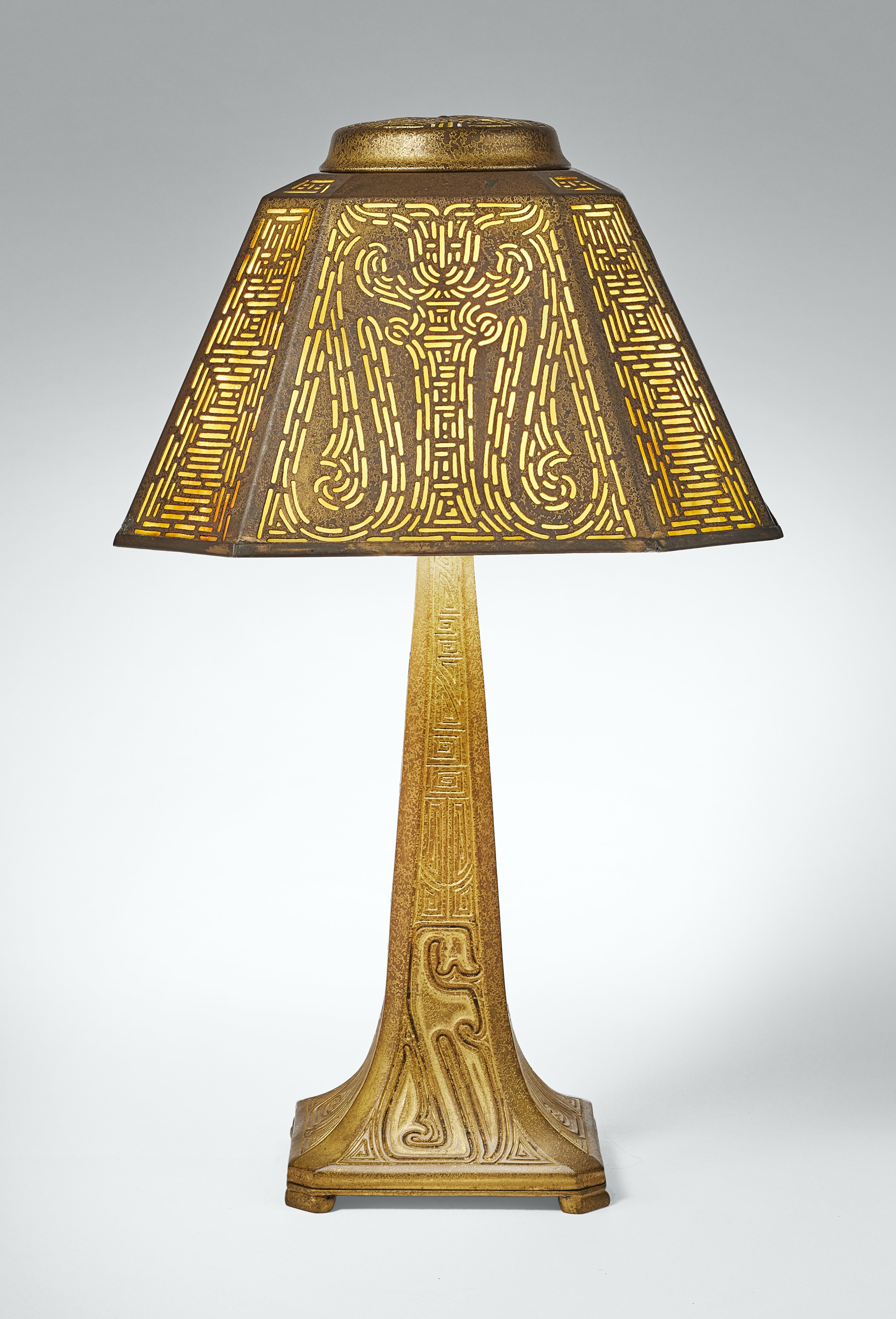 美術品、THE LAMPS OF TIFFANY STUDIOS 256_1_early_20th_century_may_2