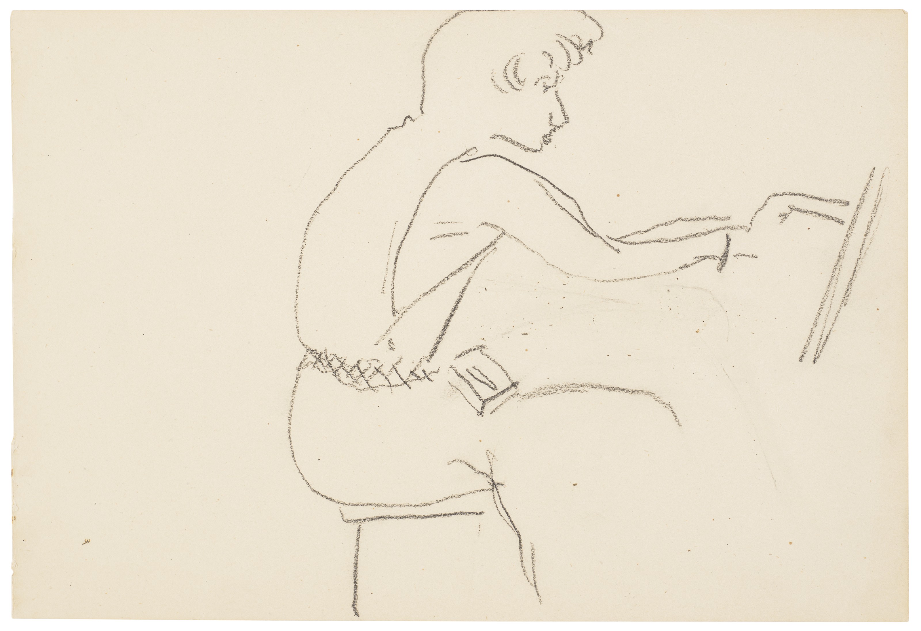 Fille assise de côté