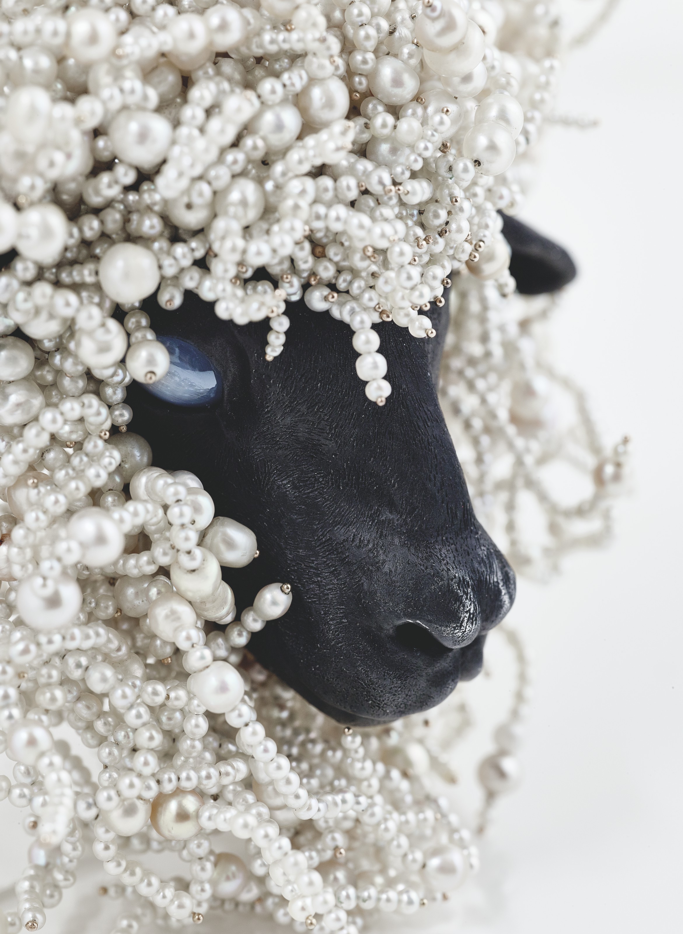 Clip Tete De Mouton Perles Et Saphirs Jar
