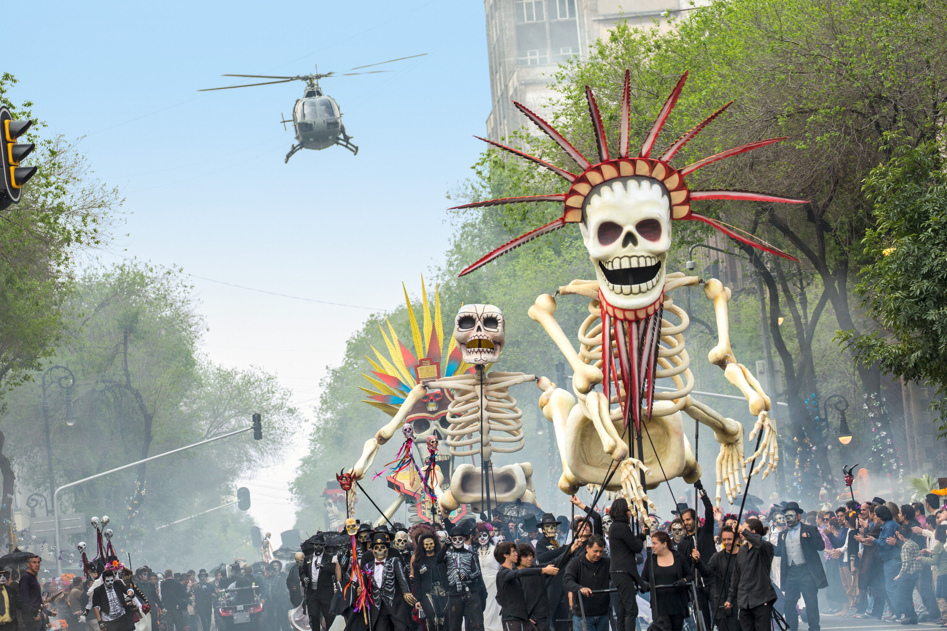 Marionettes, Day of the Dead 42805 (36x54 ジクレーギャラリープリント、壁の装飾トラベルポスター) Mexico City stages first Day of the Dead parade - BBC News