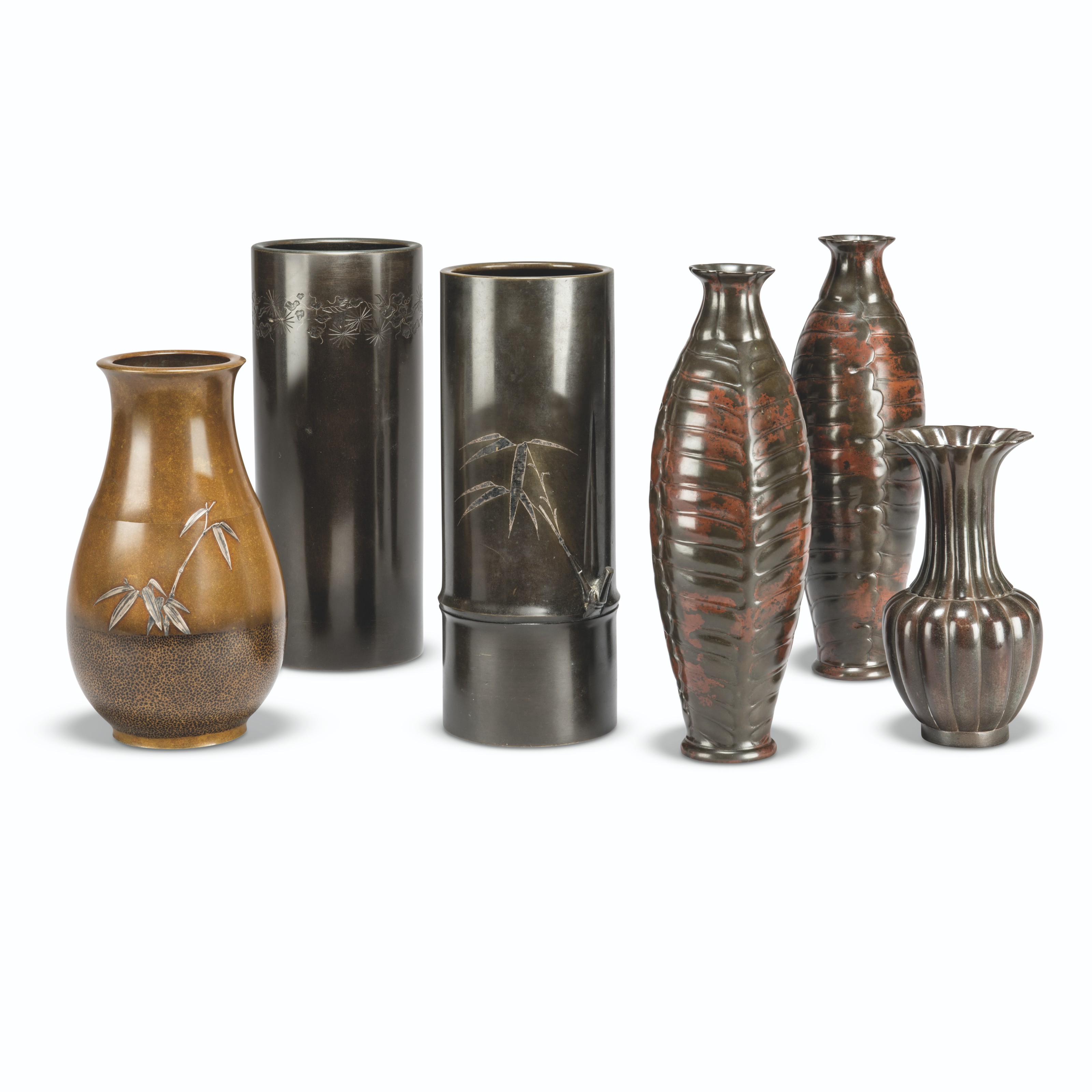 A JAPANESE LACQUERED-PORCELAIN LARGE VASE, MEIJI PERIOD