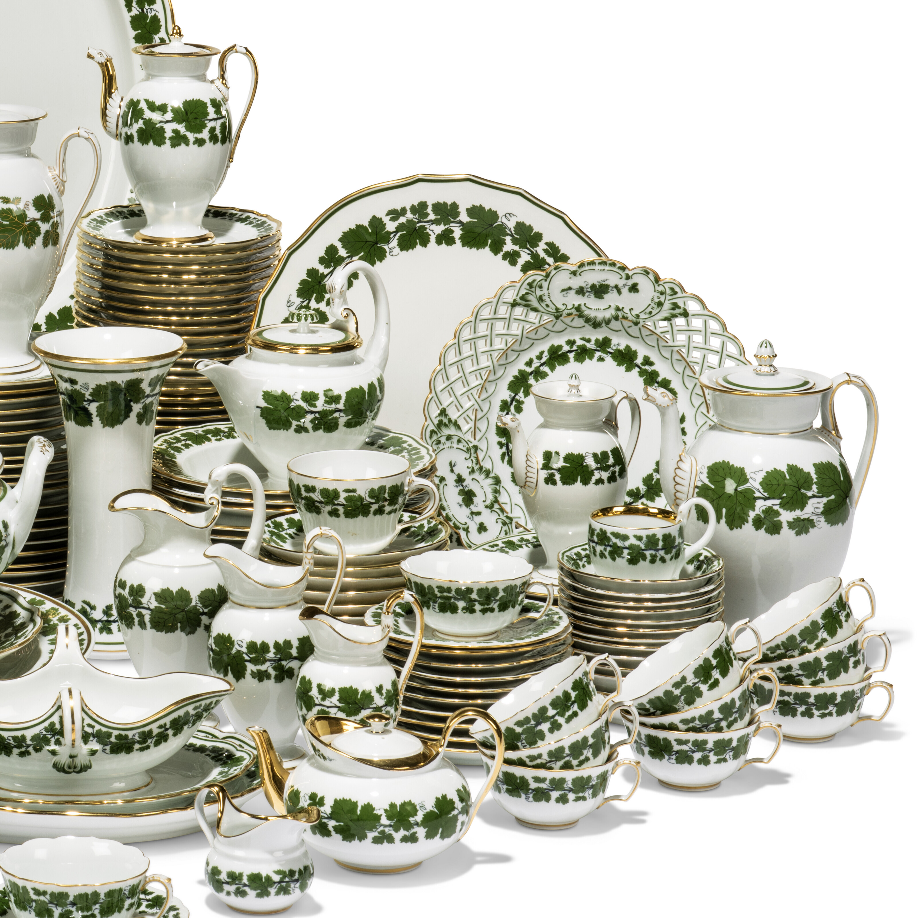 A MEISSEN PORCELAIN 'GREEN VINE' PATTERN COMPOSITE PART TABLE
