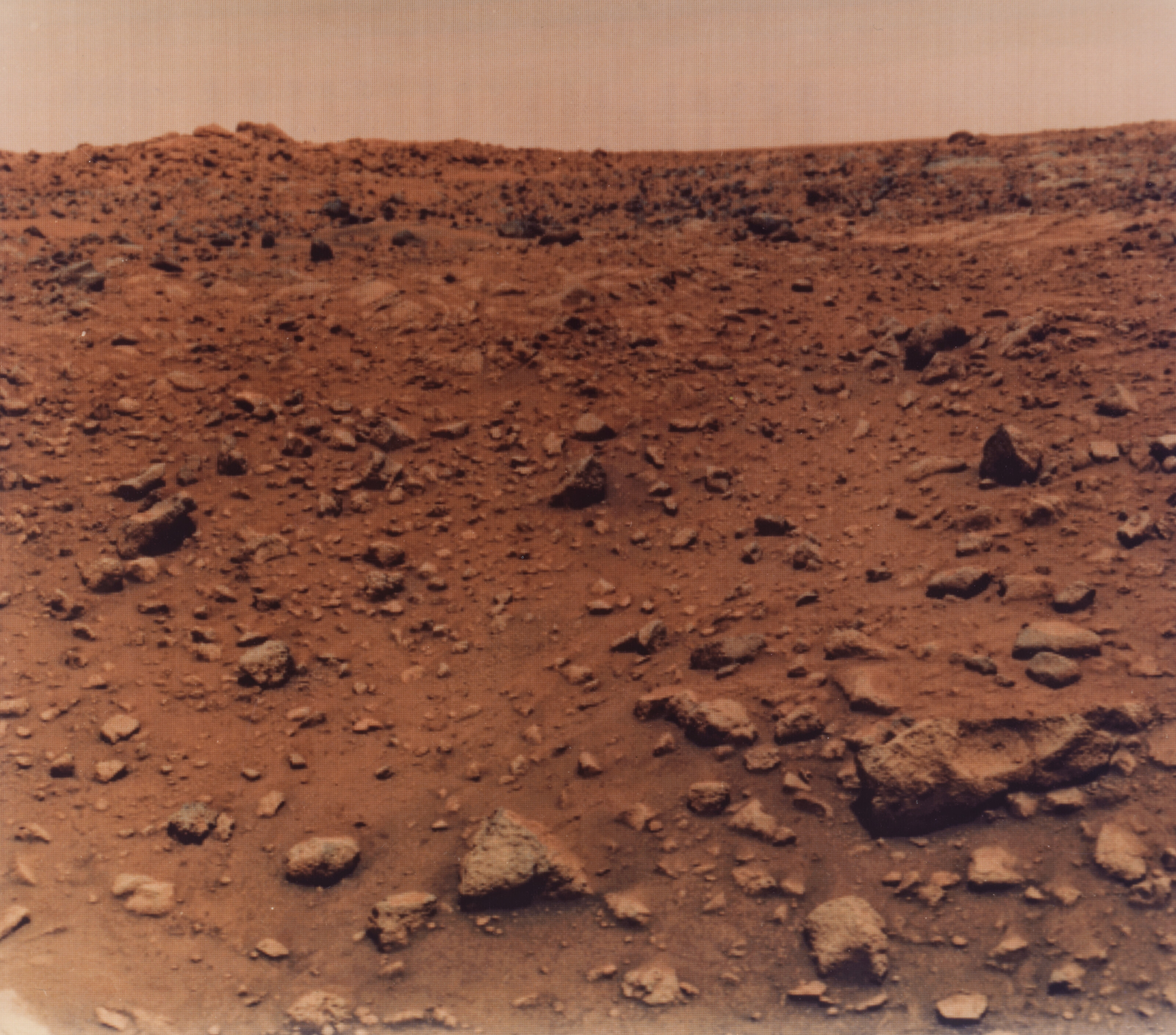 The first color photograph taken on the surface of Mars, 21 July 1976, NASA (Viking 1). 20.3 x 25.4 cm (8 x 10 in). Sold for &pound;4,032 on 18 May 2022 at Christie&rsquo;s Online