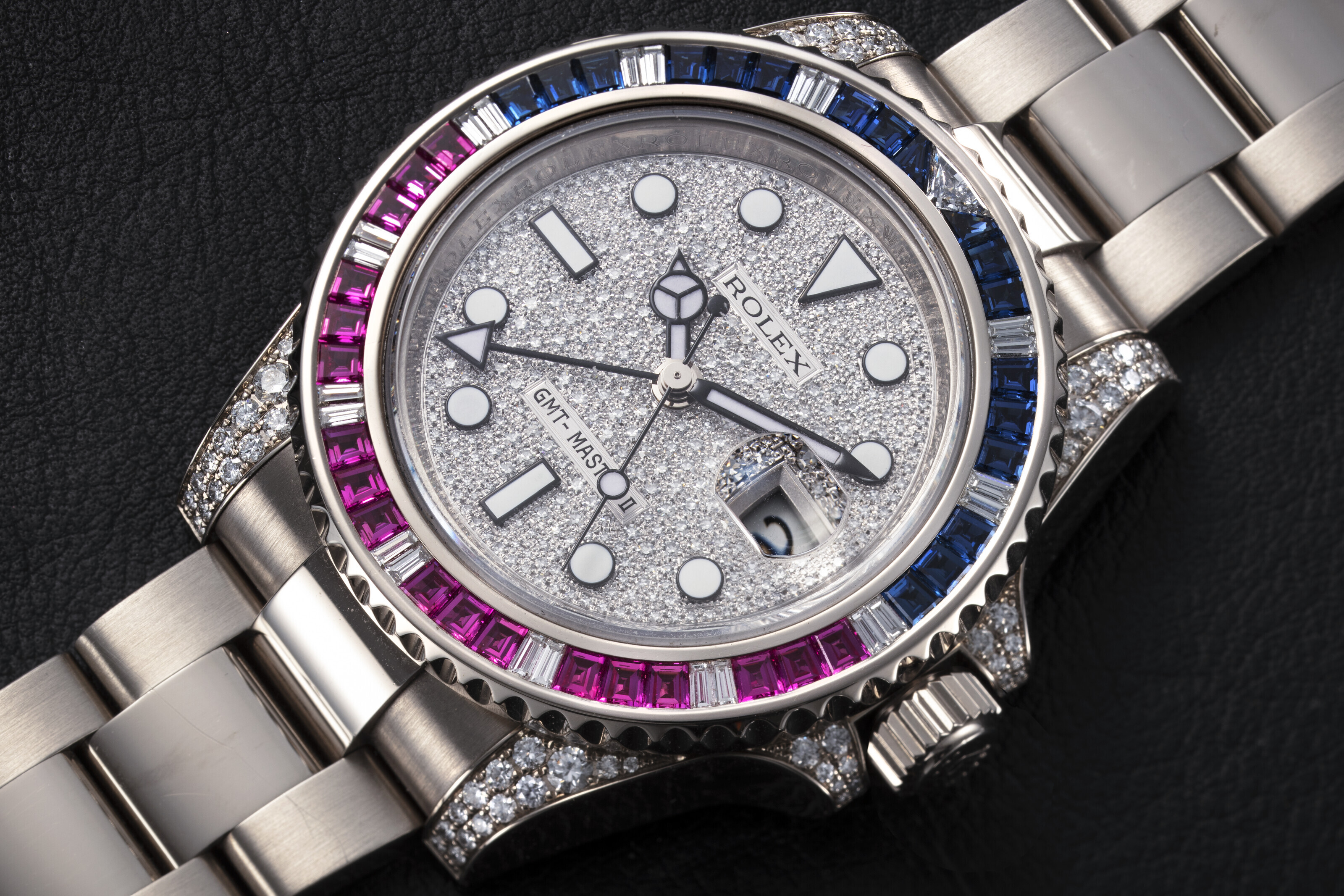 ROLEX, GMT-MASTER II 116759SARU, A GOLD, DIAMOND, RUBY AND