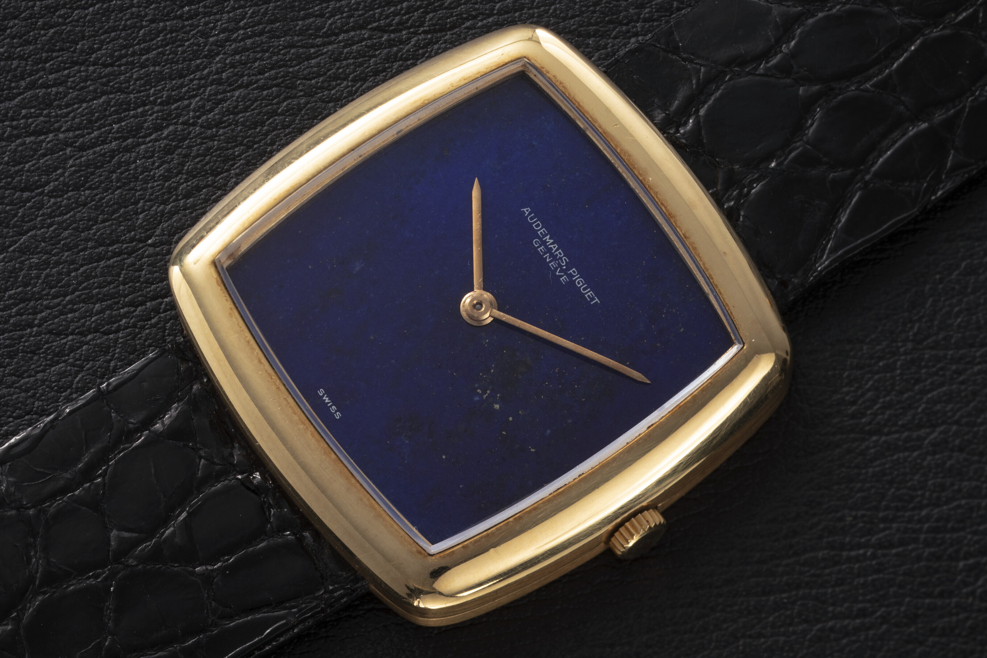 AUDEMARS PIGUET, A GOLD MANUAL-WINDING WRISTWATCH WITH LAPIS DIAL