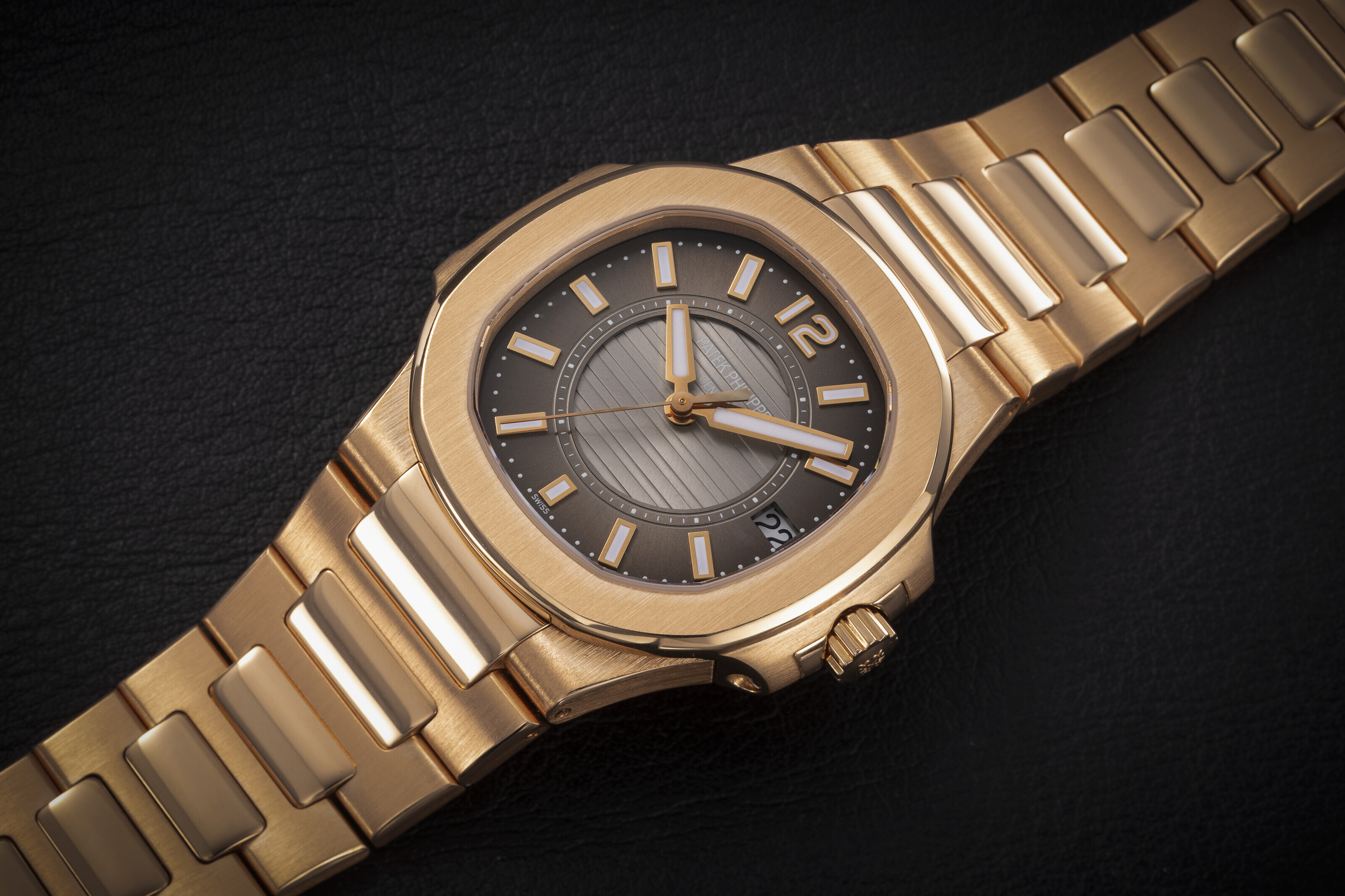 7011 patek outlet