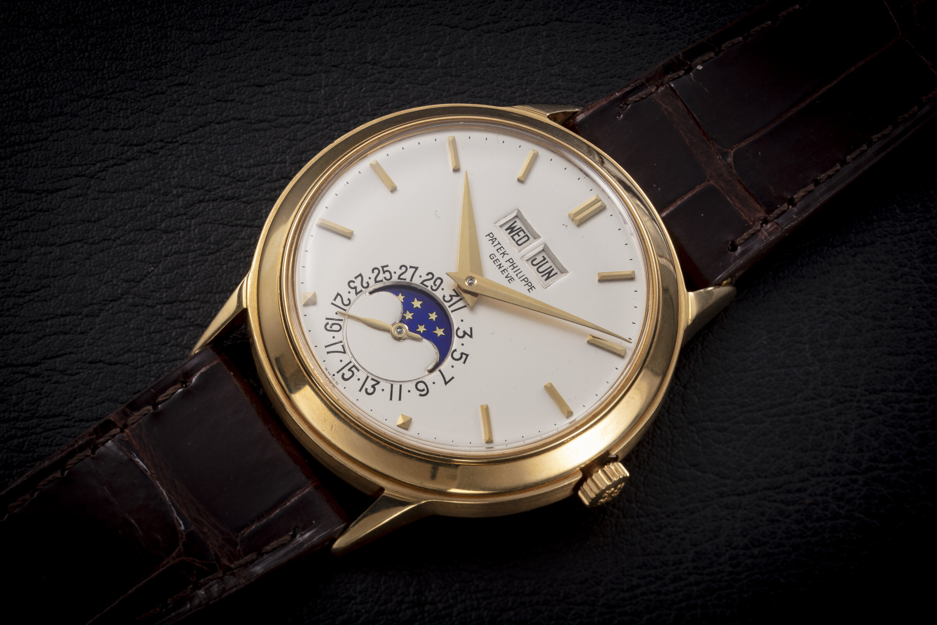 PATEK PHILIPPE, REF. 3448J, A RARE GOLD AUTOMATIC PERPETUAL