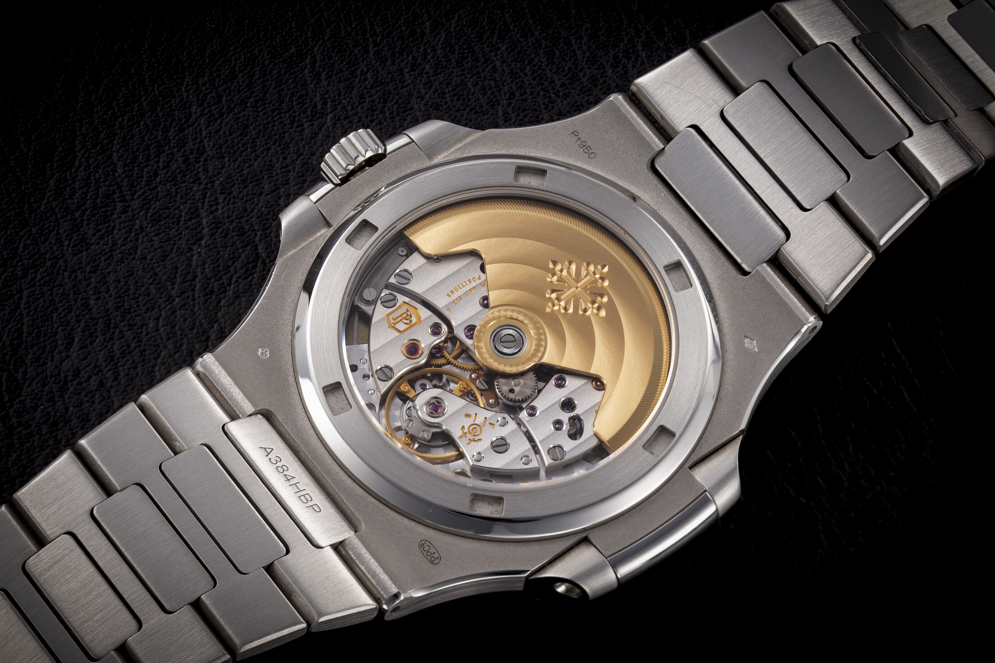 PATEK PHILIPPE, NAUTILUS 5711/110P-010, A VERY FINE AND EXTREMELY