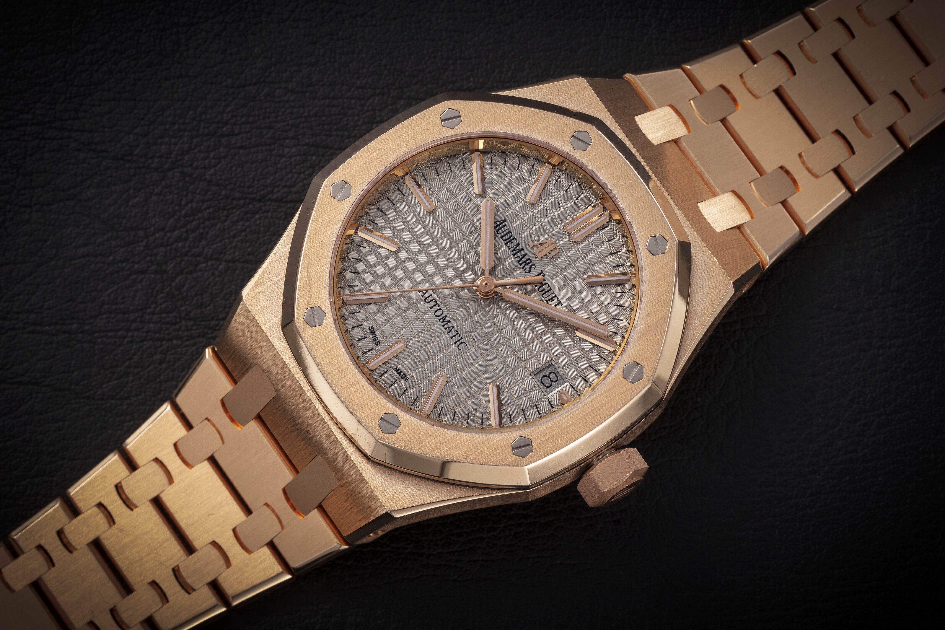 【激レア】beats Executive AUDEMARS PIGUET AUDEMARS PIGUET, ROYAL OAK REF.14790BA, AN ATTRACTIVE GOLD