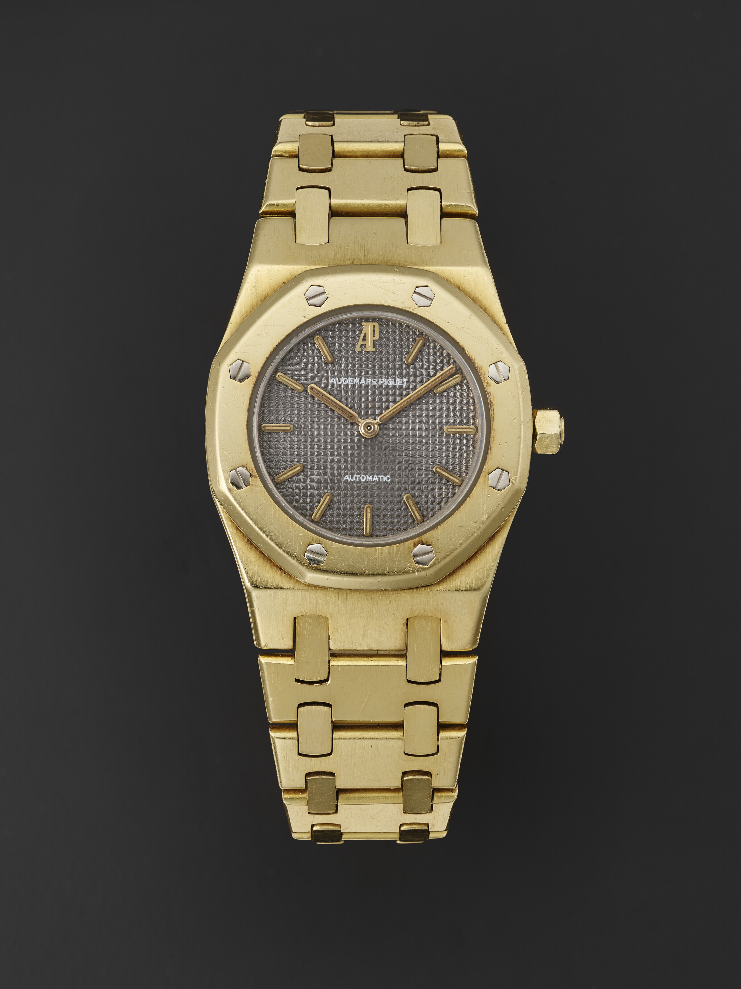 AUDEMARS PIGUET, YELLOW GOLD 'ROYAL OAK', REF. 8638BA, | Christie's