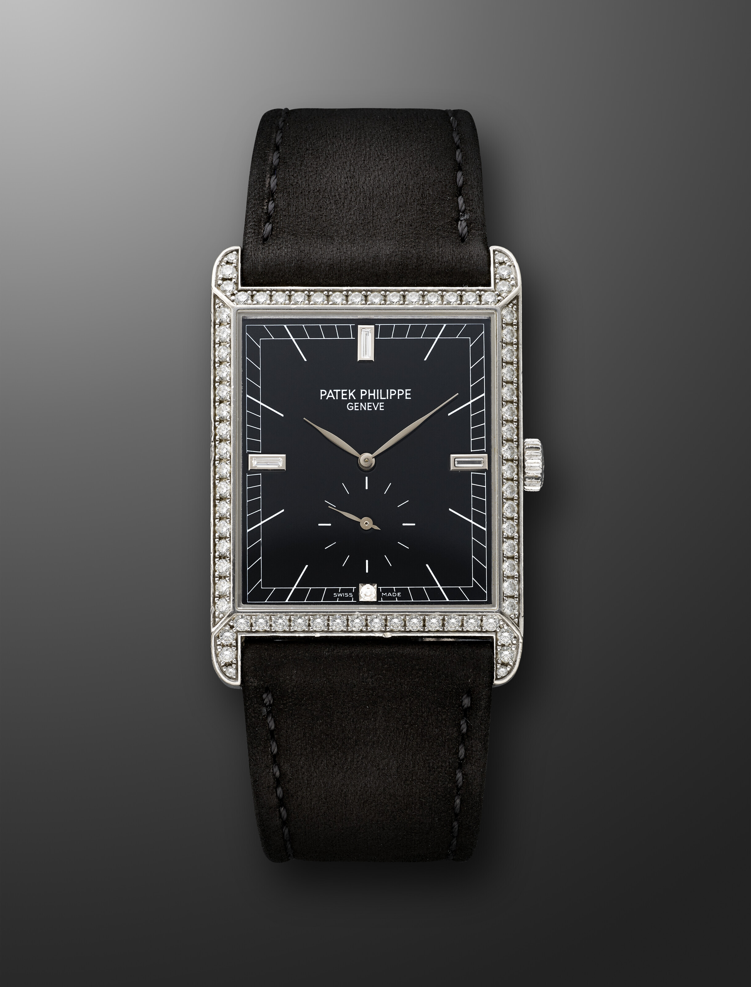 PATEK PHILIPPE WHITE GOLD AND DIAMOND SET JOAILLERIE GONDOLO REF. 5112G 001
