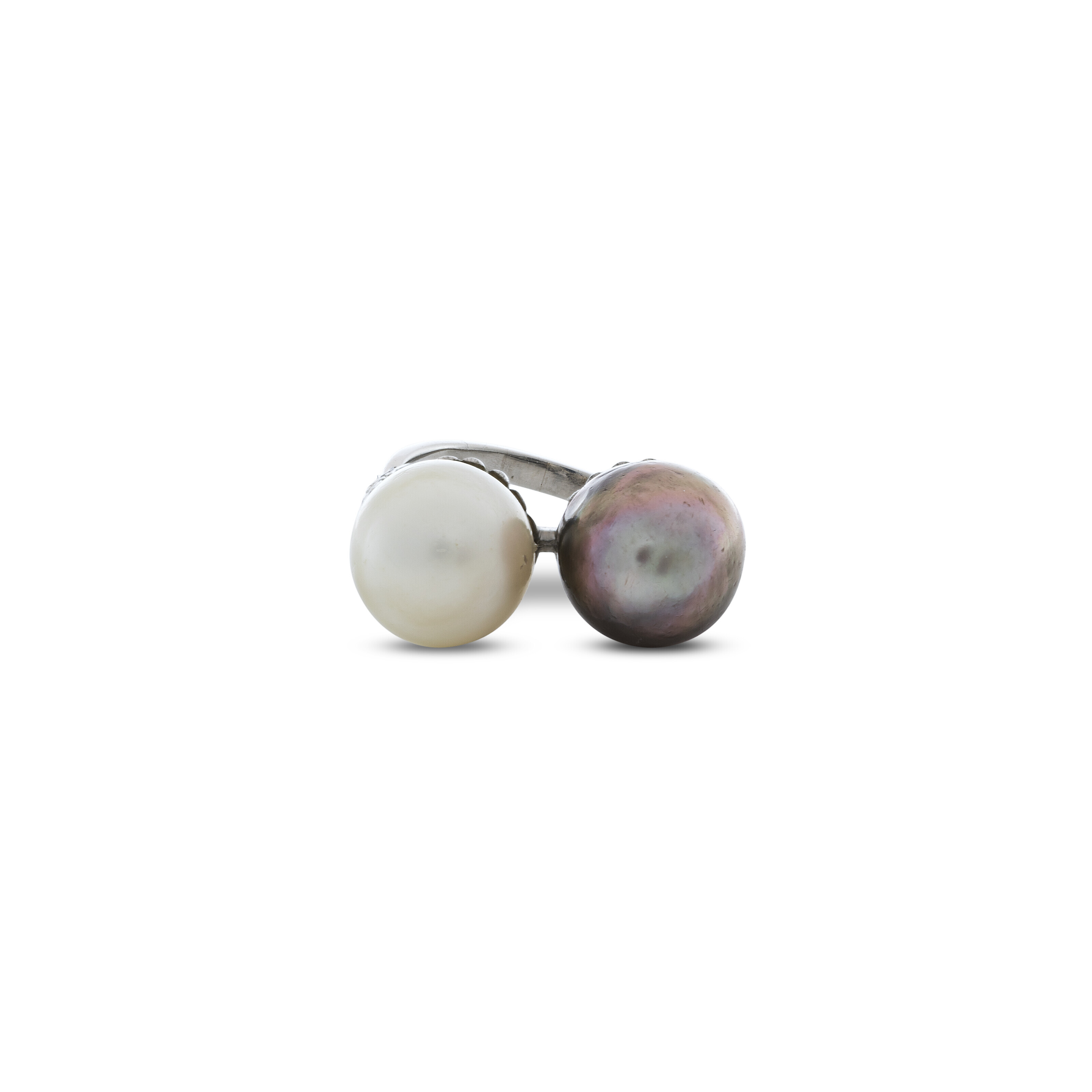 Catalog image of NATURAL PEARL AND DIAMOND ‘TOI ET MOI’ RING