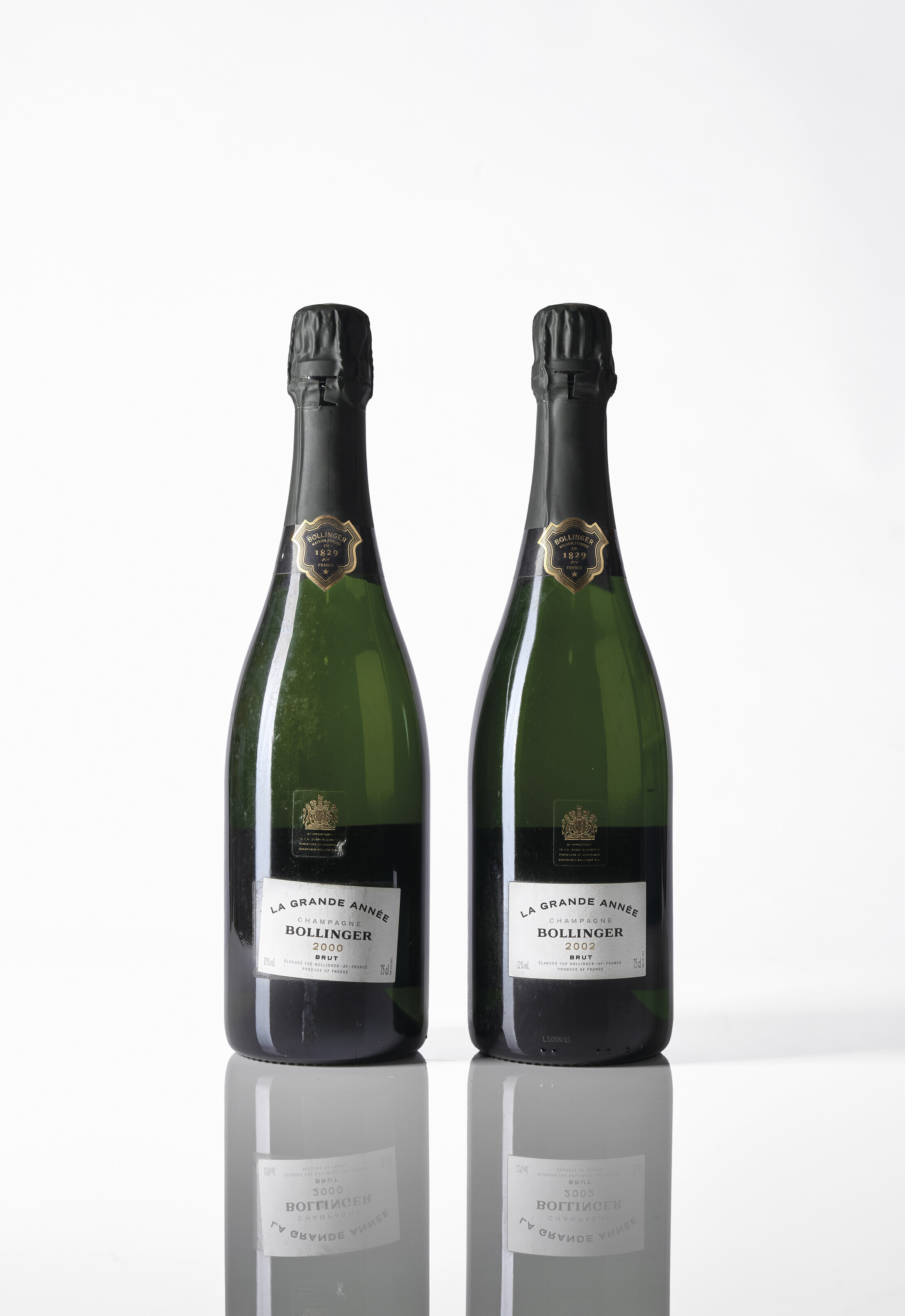 Bollinger La Grande Année 1999, AÿIn individual original coffrets