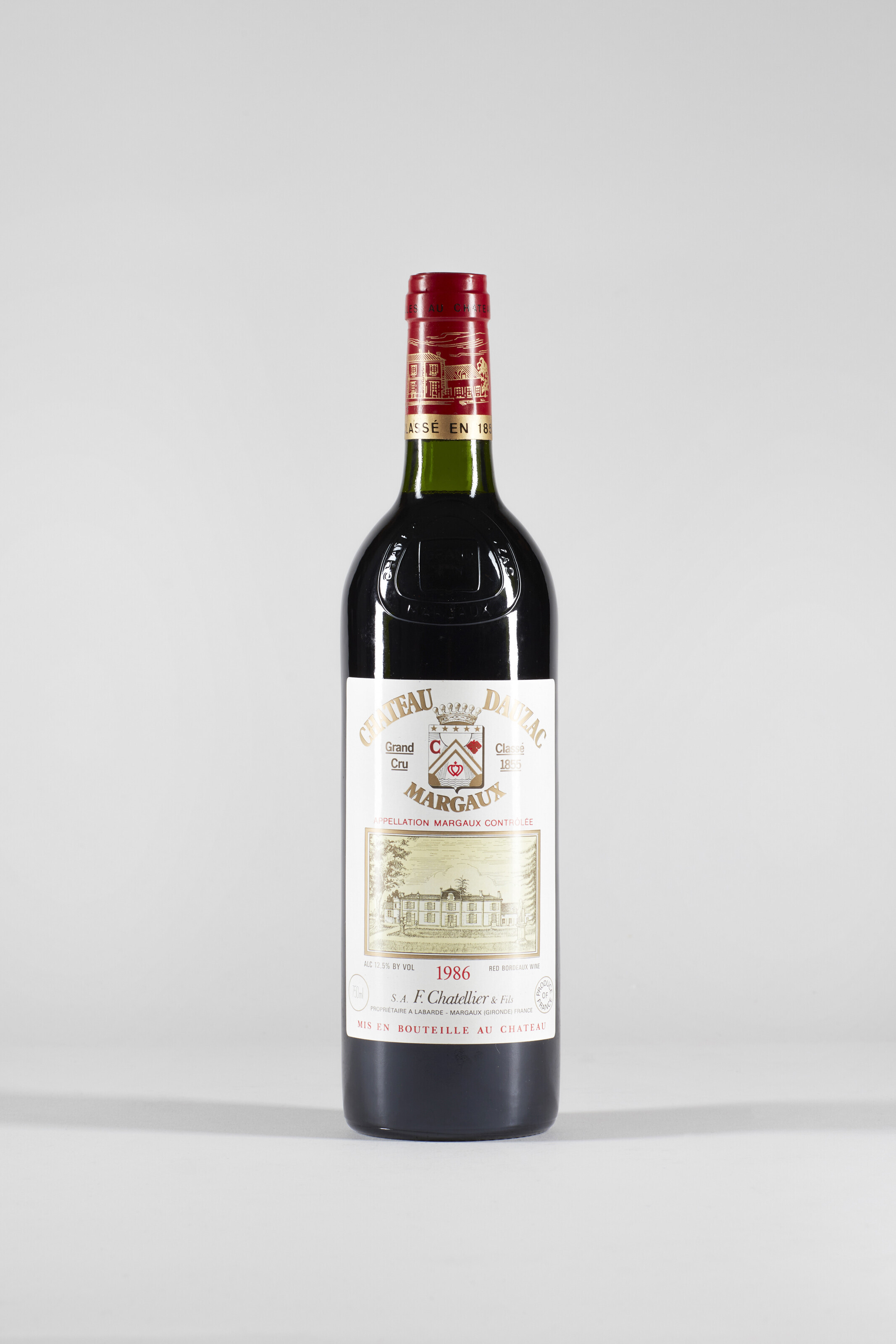 Château Dauzac 1986, MargauxIn original wooden case. One scuffed