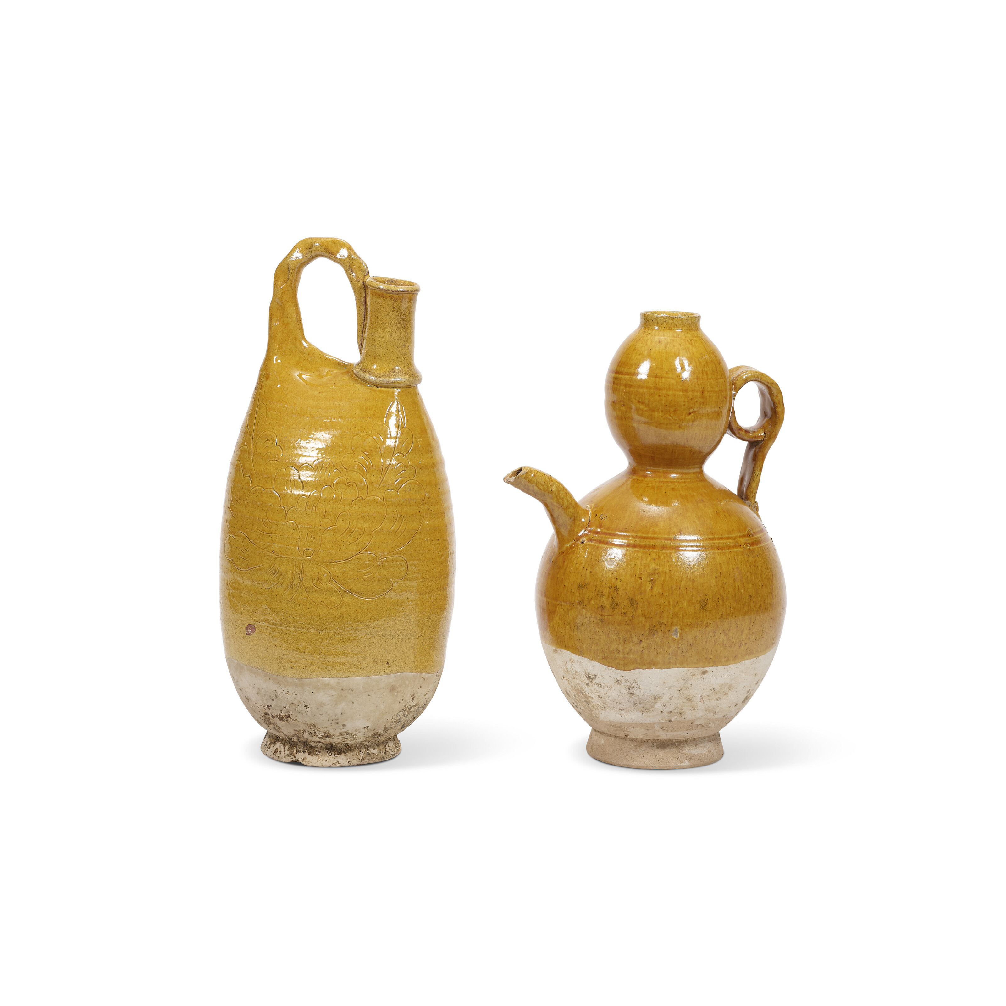 辽黄釉皮囊式壶及黄釉葫芦形执壶, LIAO DYNASTY (907-1125) | Christie's