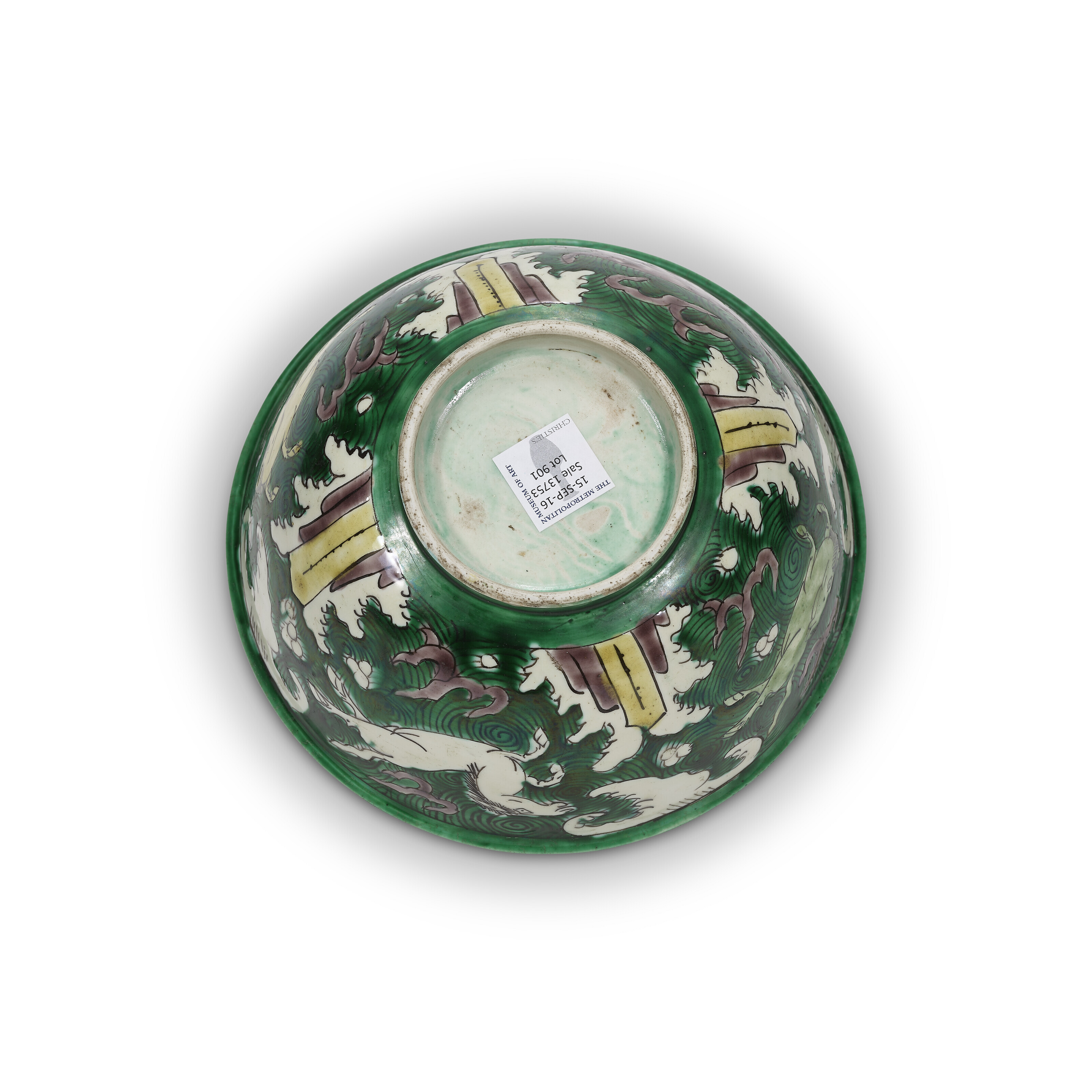 清康熙素三彩海馬紋盌, KANGXI PERIOD (1662-1722) | Christie's