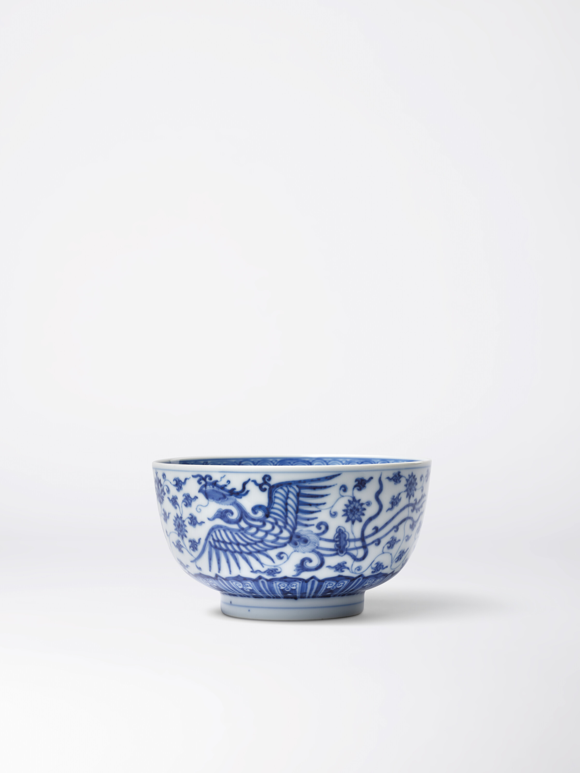 清乾隆粉青釉浮雕蒼龍教子長頸瓶六字篆書刻款, QIANLONG INCISED