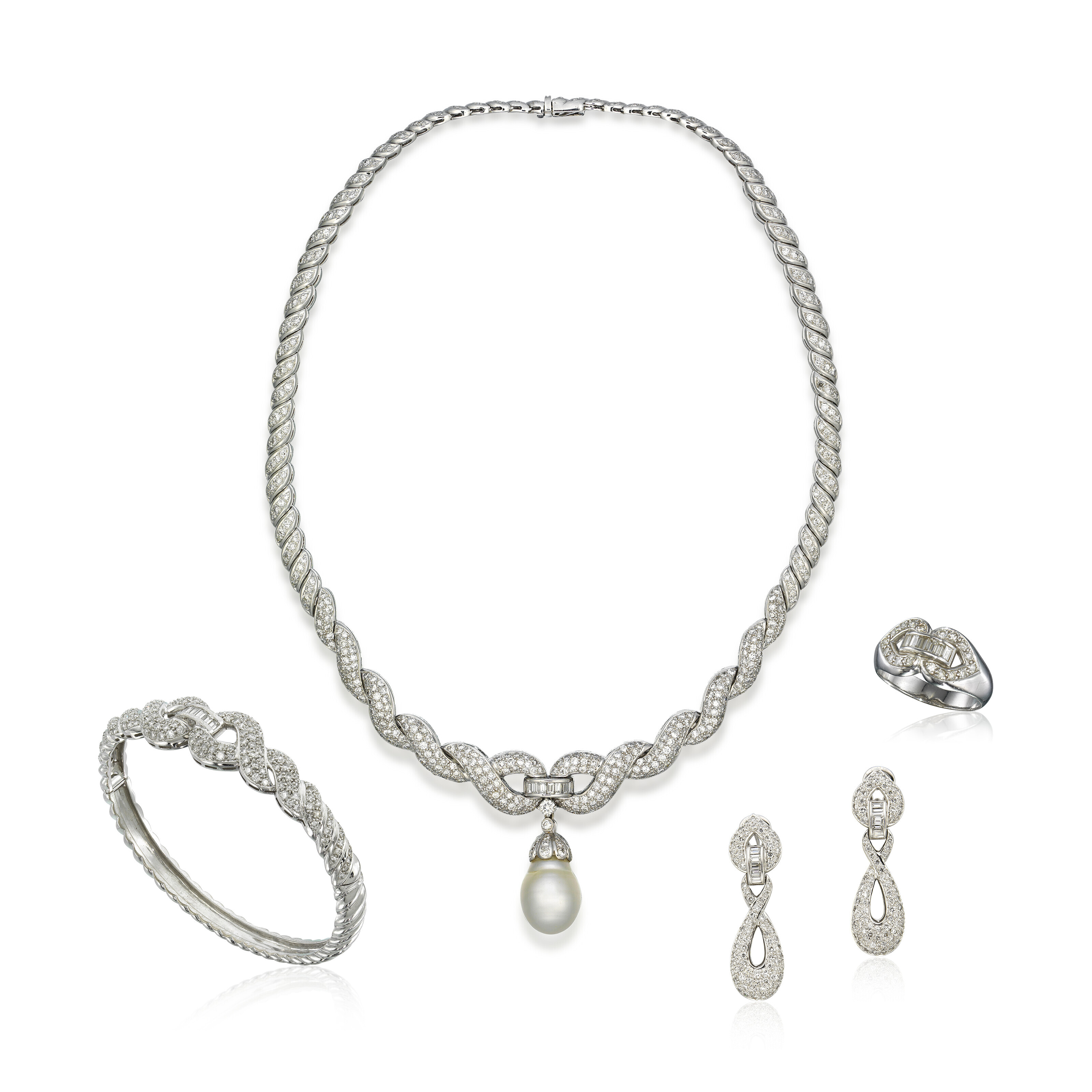 CULTURED PEARL AND DIAMOND JEWELLERY SET, Christie’s