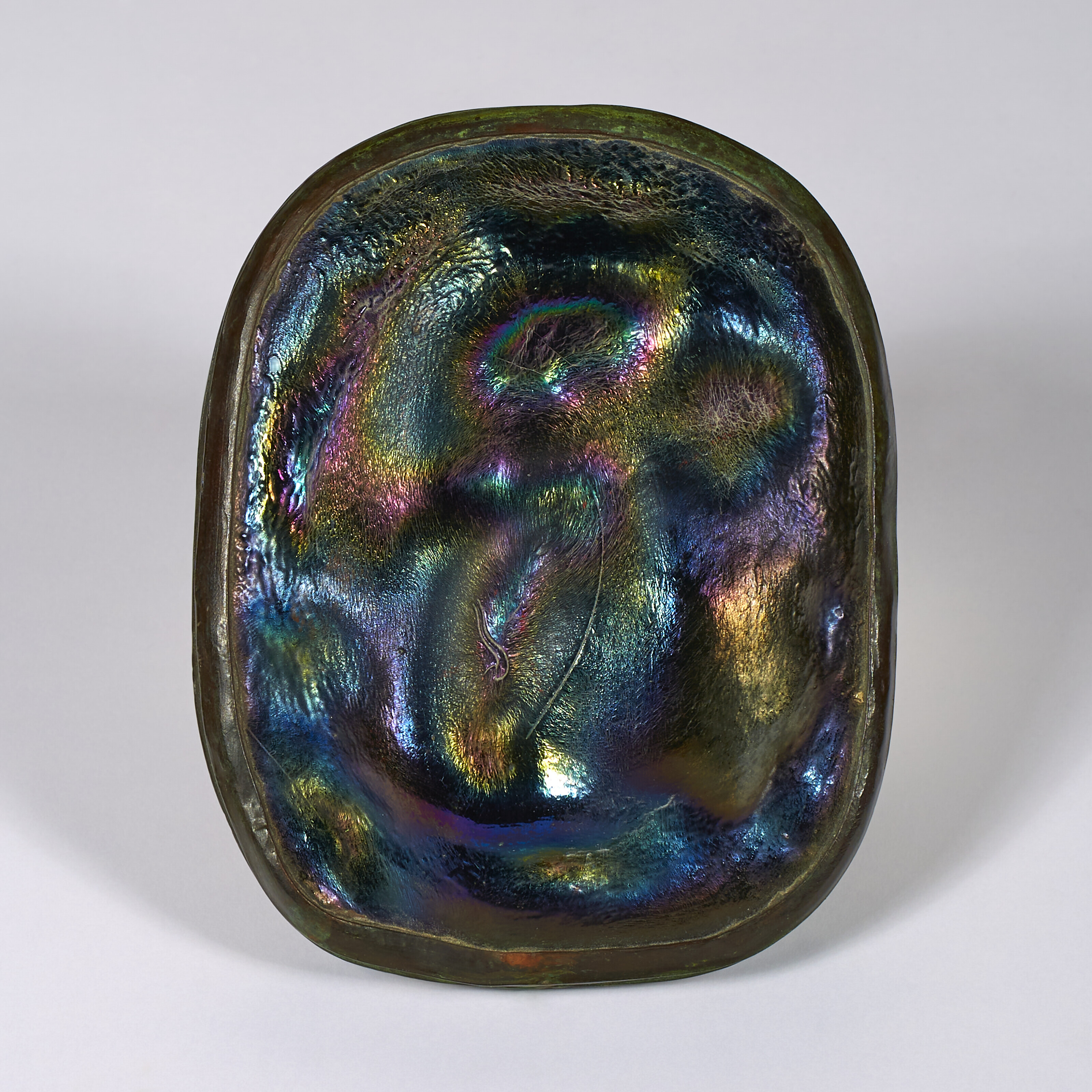 TIFFANY STUDIOS, 'Turtle-Back' Paperweight, circa 1910 | Christie's
