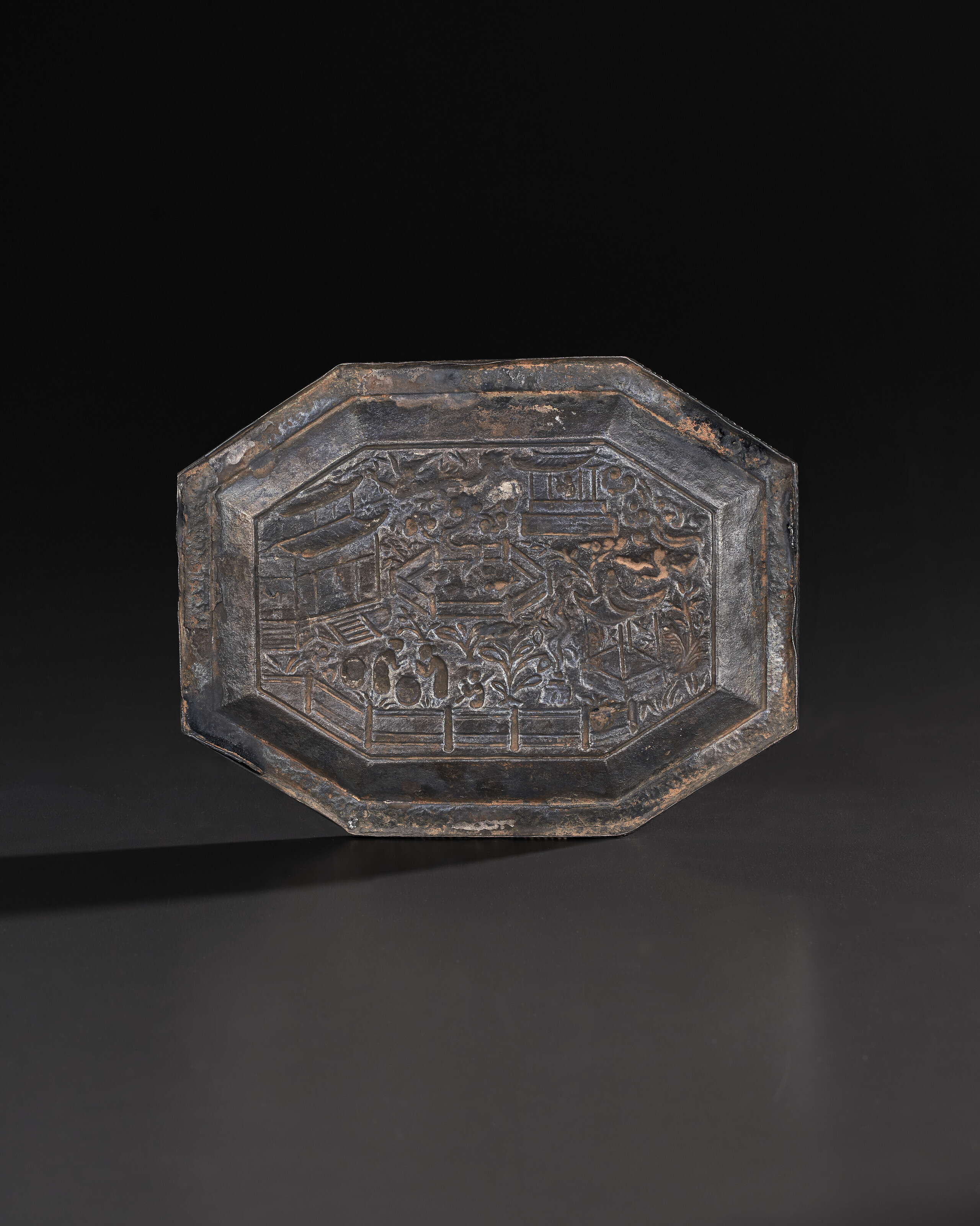 A VERY RARE SILVER OCTAGONAL DISH, SOUTHERN SONG DYNASTY