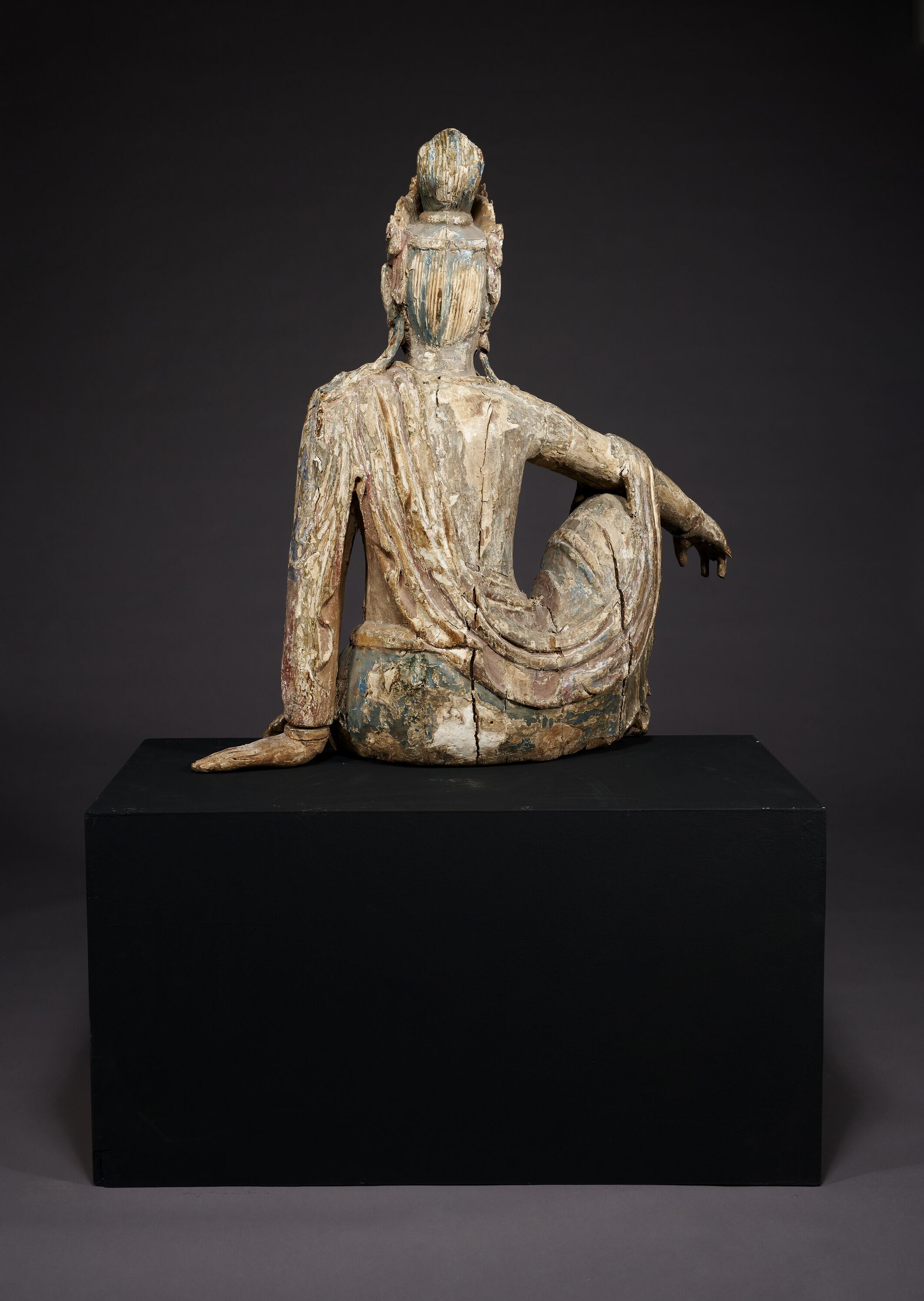 【上品】 A POLYCHROME GUANYIN `WATER-MOON' THE OF FIGURE SEATED WOOD その他