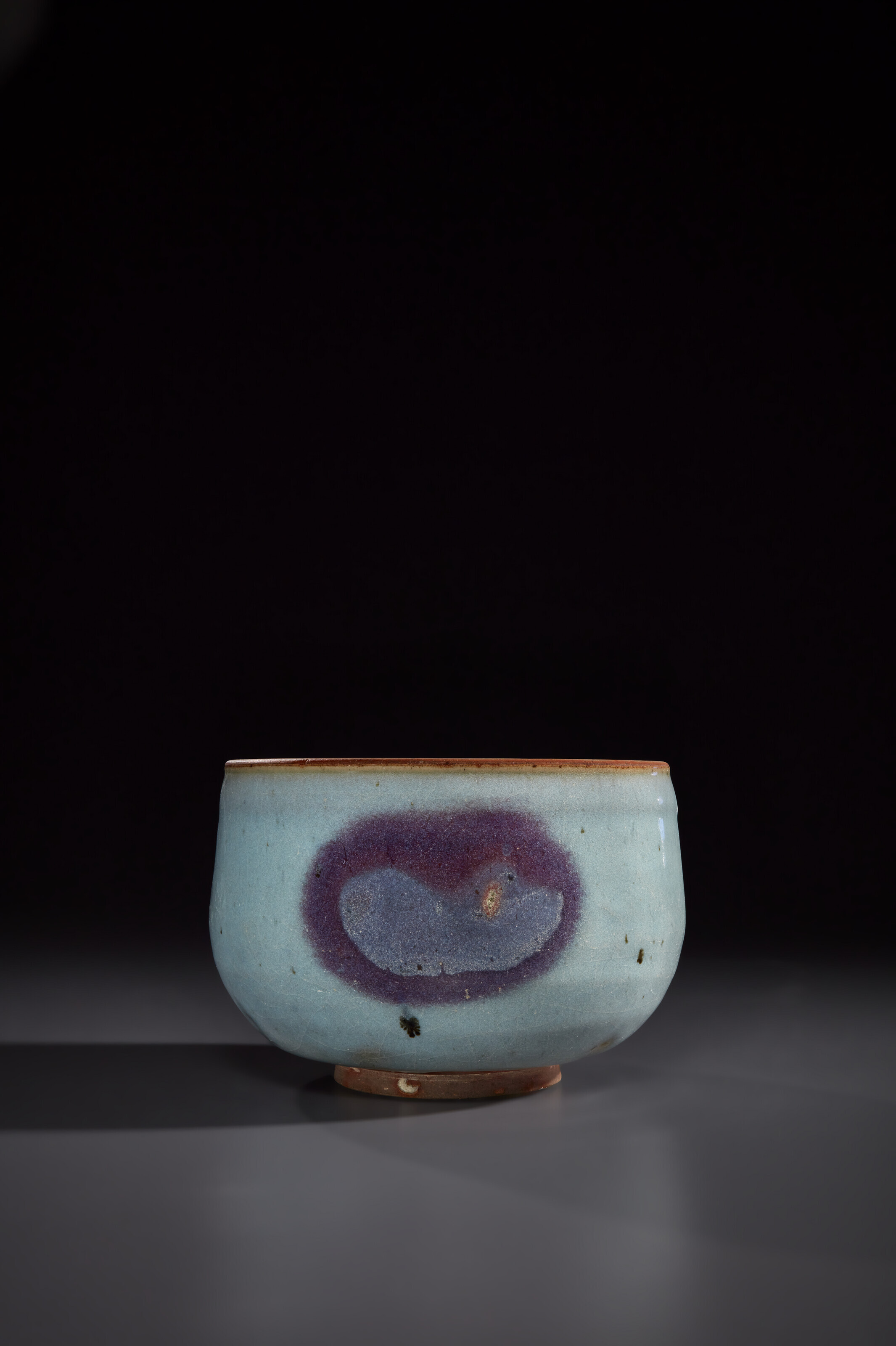 北宋/金鈞窯天藍釉紫斑長頸瓶, NORTHERN SONG-JIN DYNASTY (AD