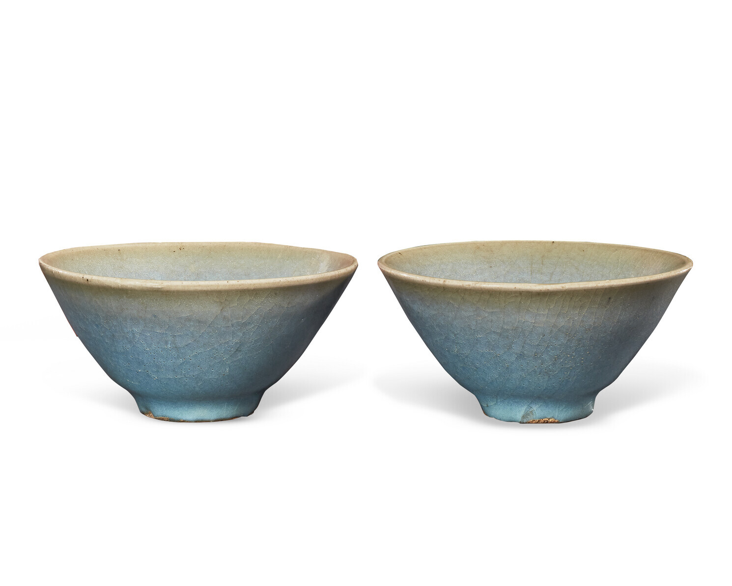 北宋/金鈞窯天藍釉紫斑長頸瓶, NORTHERN SONG-JIN DYNASTY (AD