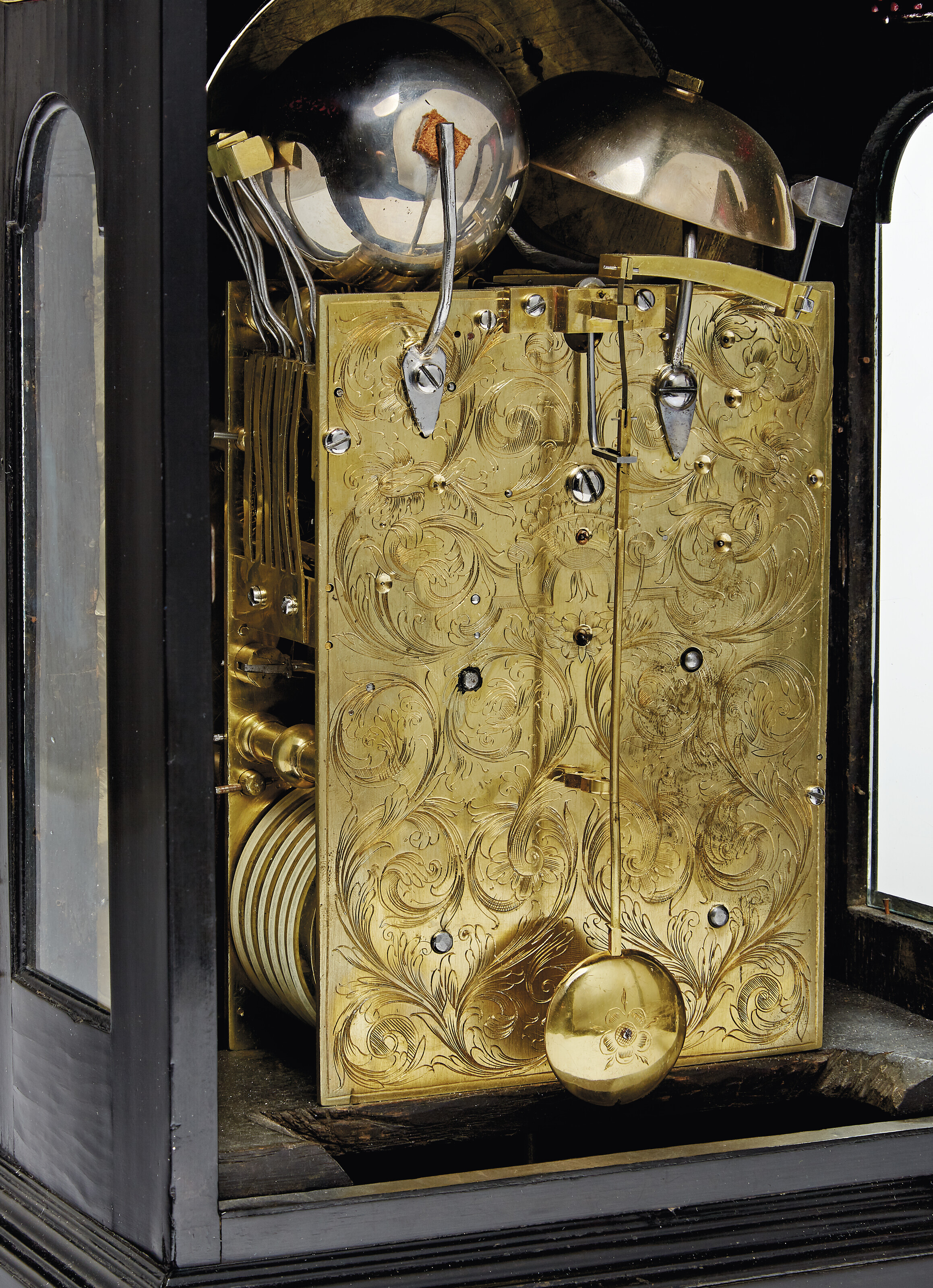 A QUEEN ANNE EBONY AND EBONIZED BRACKET CLOCK, EARLY 18TH CENTURY
